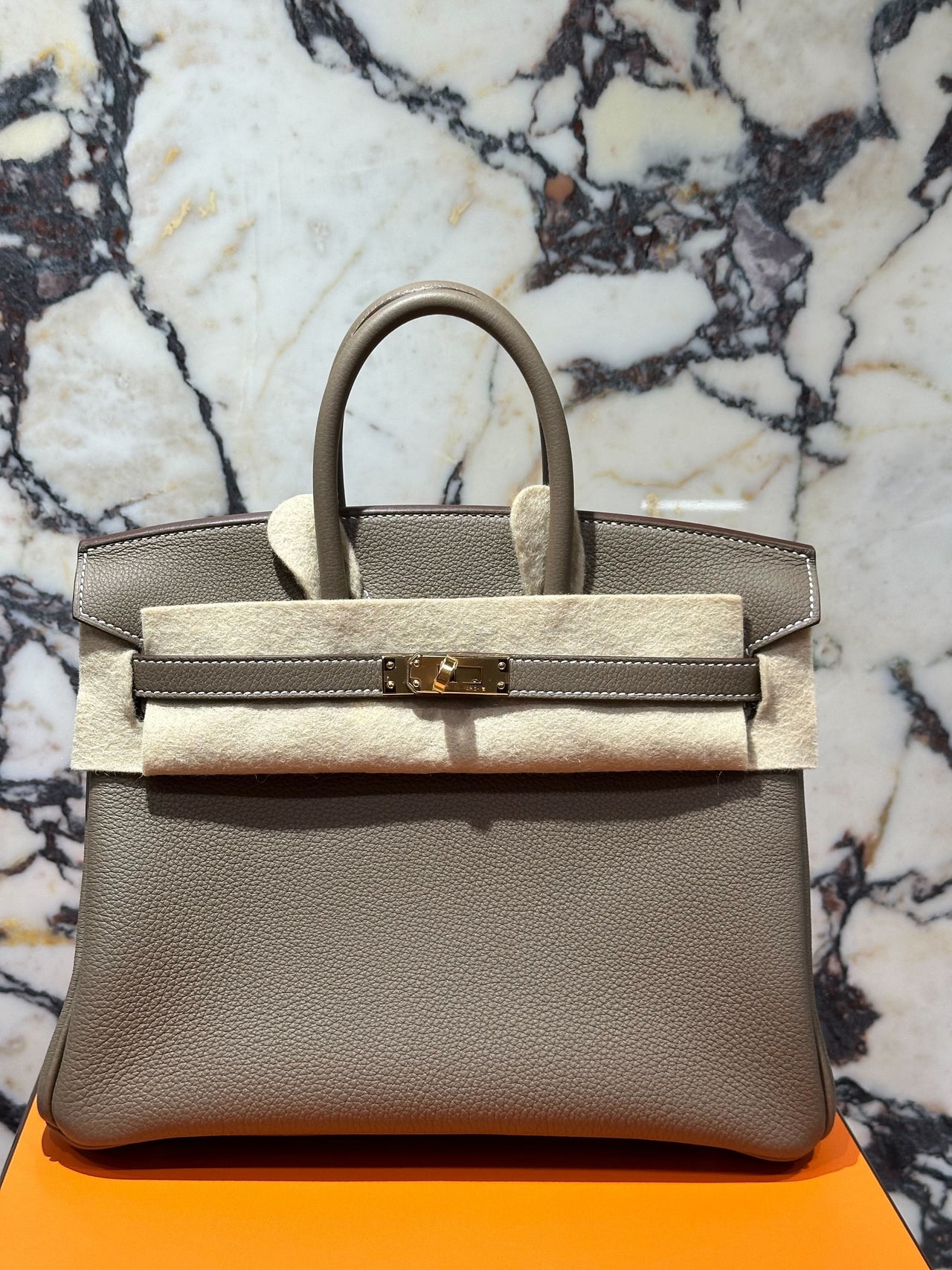 Hermès Birkin 25 Etoupe Togo Gold Hardware