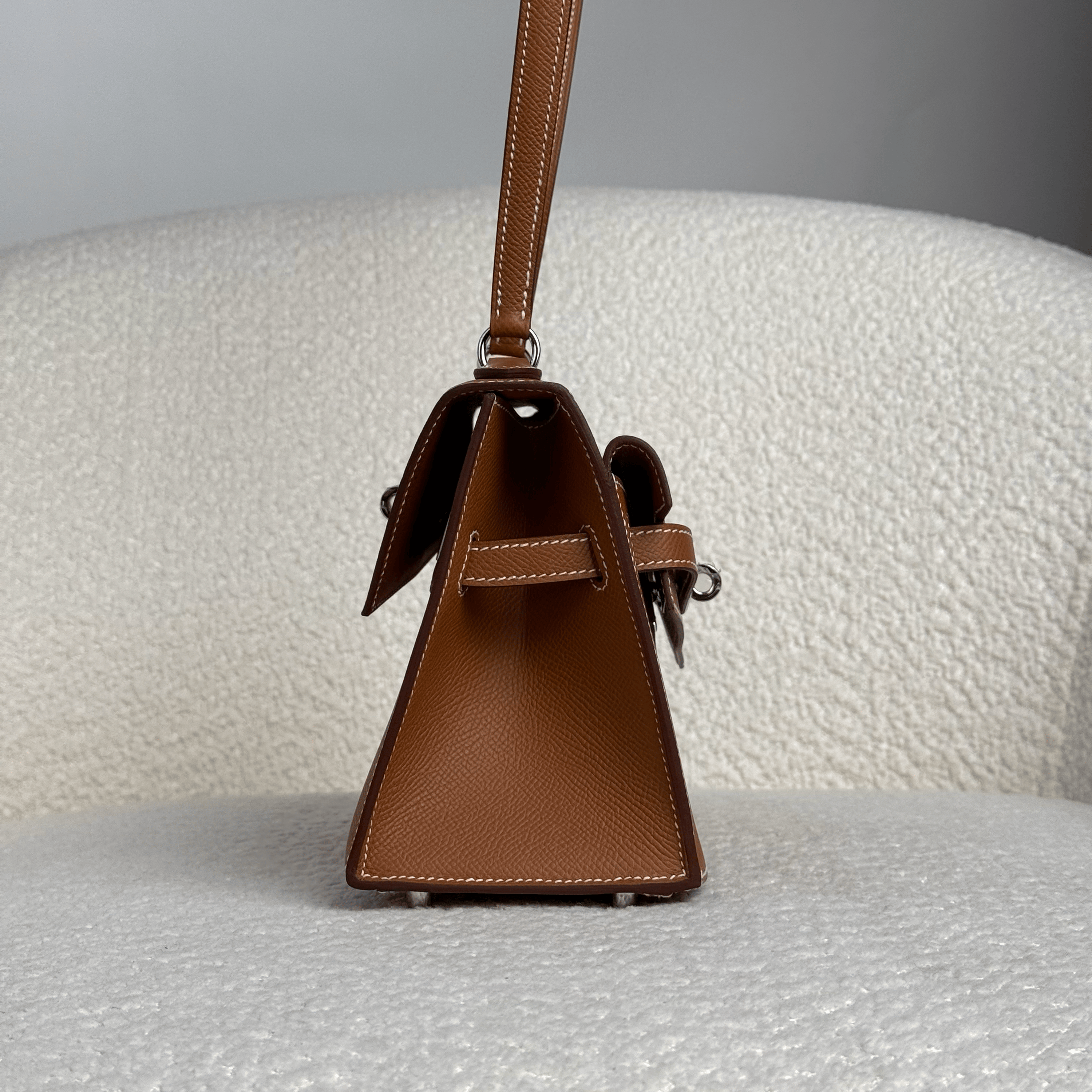 HERMES ブラウンレザー Hermès Kelly 40 Retourne Gris Elephant Matte Porosus Crocodile