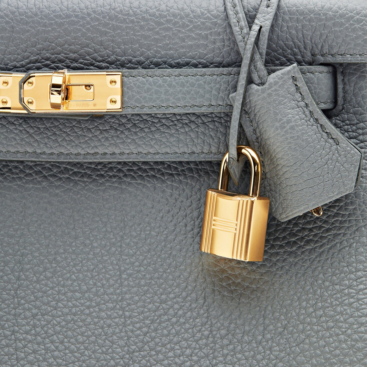 Bags & Accessories Hermes Kelly 25 Retourne Veau Togo Vert Amande Gold Hardware Wrist Aficionado