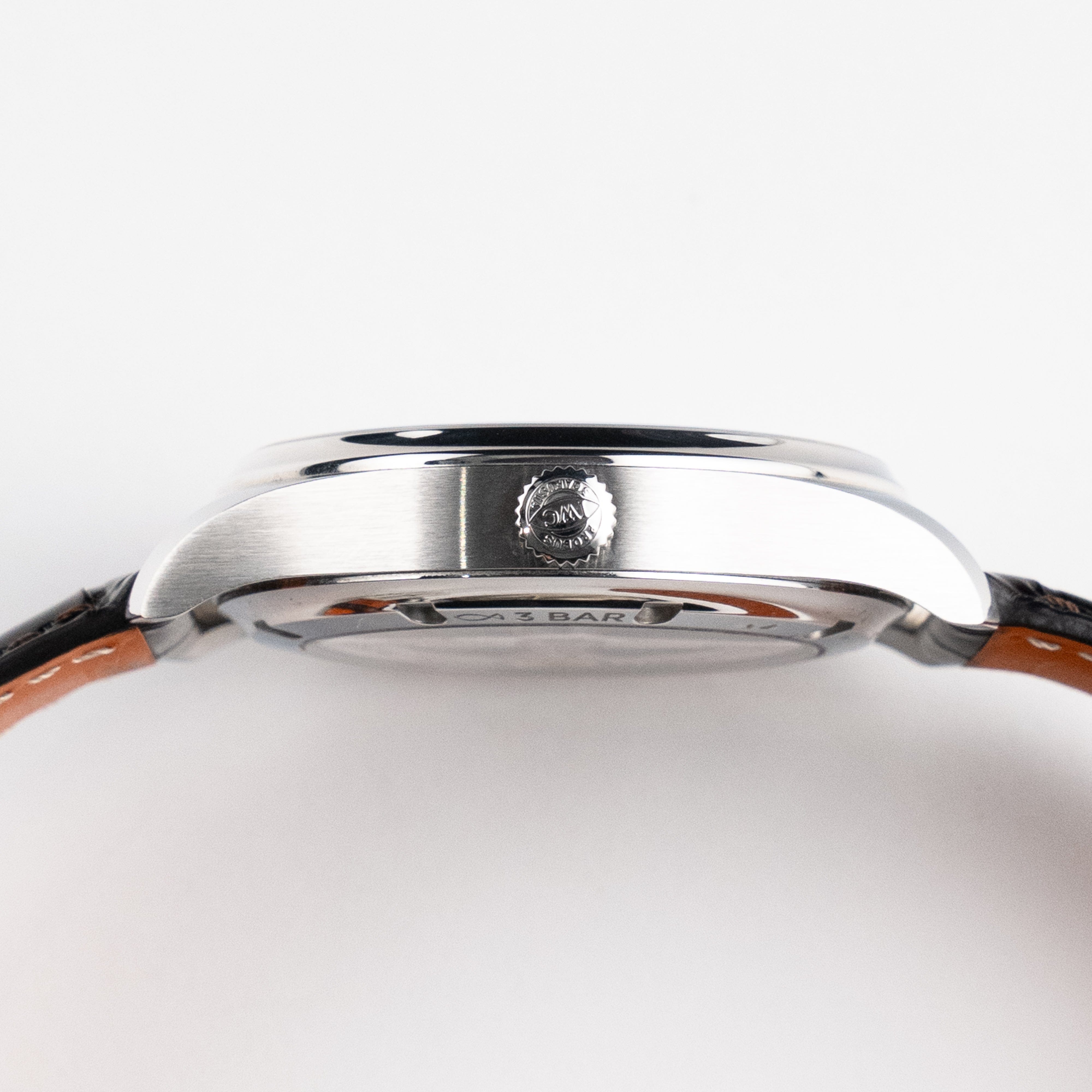 IWC Portugieser Automatic 40 IW358313 Stainless Steel Salmon Dial (2023)