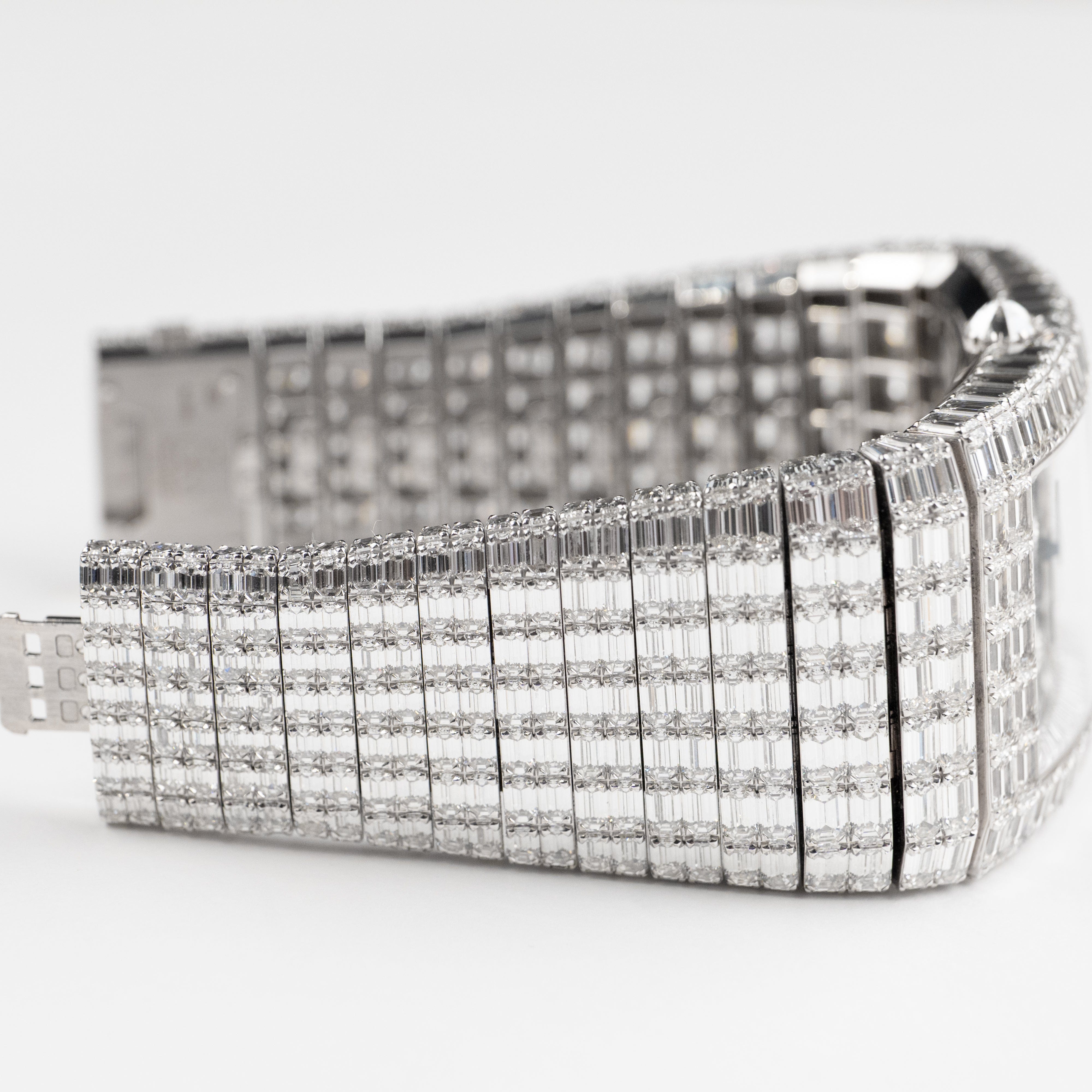 Jacob & Co. Billionaire III BL115.30 Tourbillon White Gold Diamond-Set Limited Edition of 18