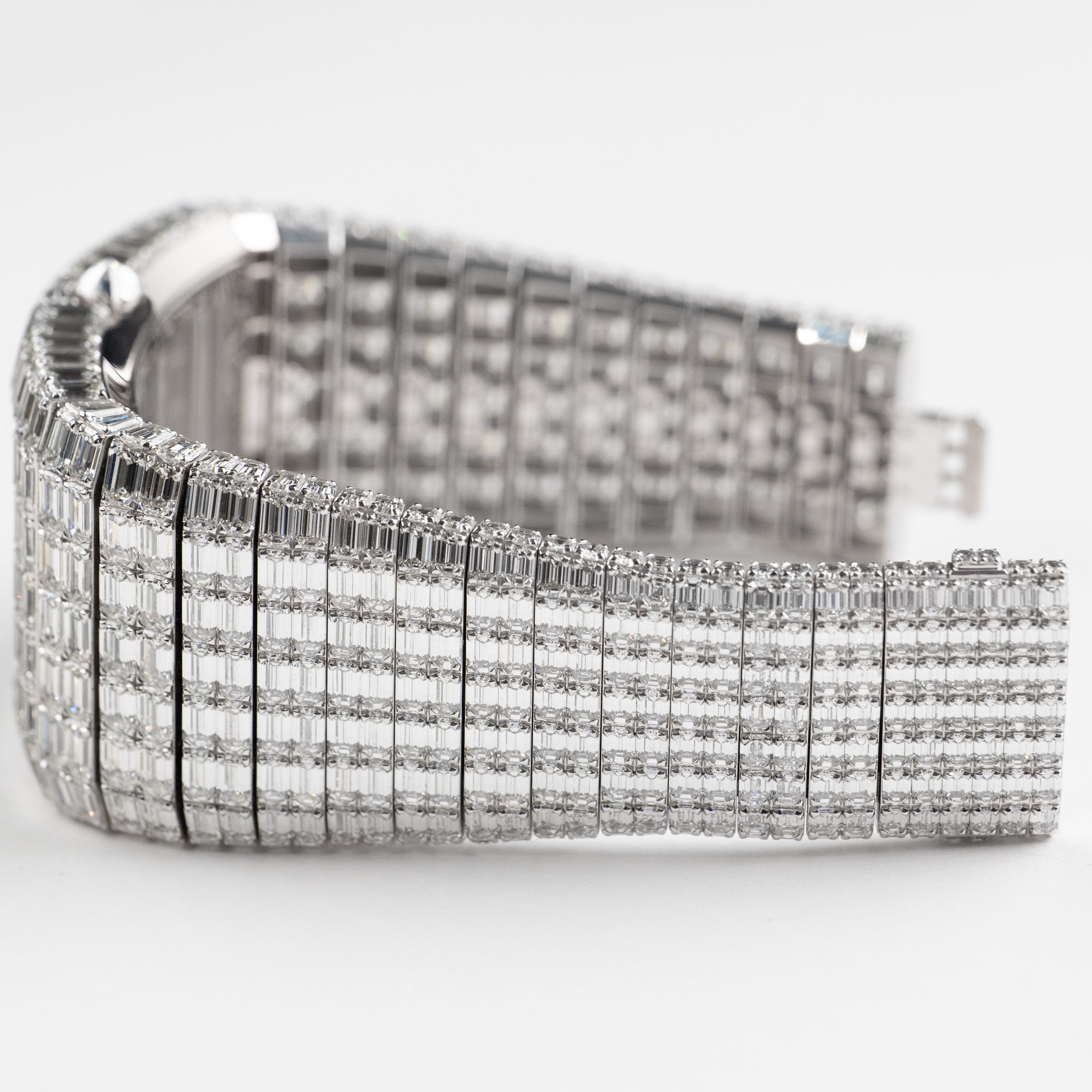 Jacob & Co. Billionaire III BL115.30 Tourbillon White Gold Diamond-Set Limited Edition of 18