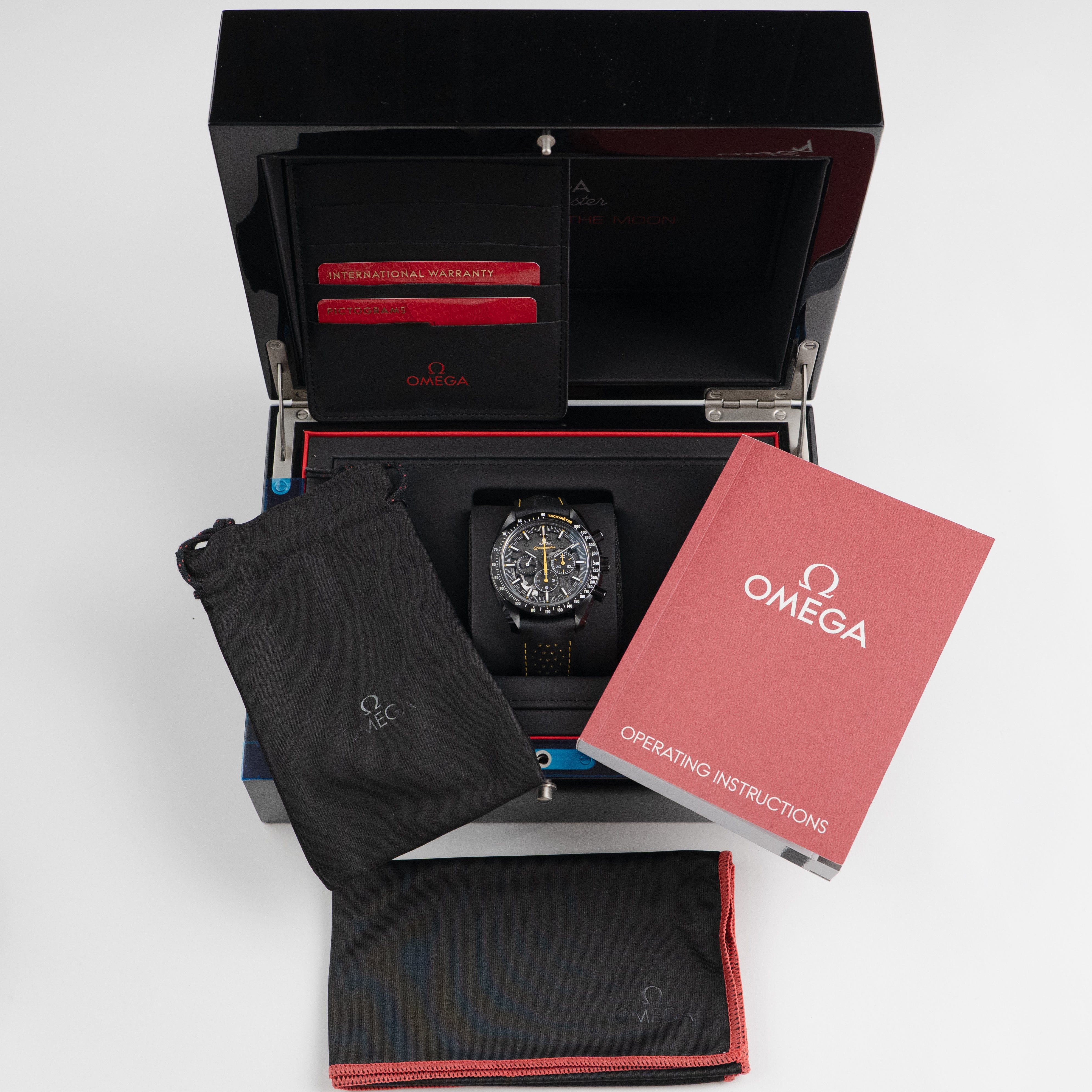 Omega Speedmaster 311.92.44.30.01.001 Dark Side of the Moon Apollo