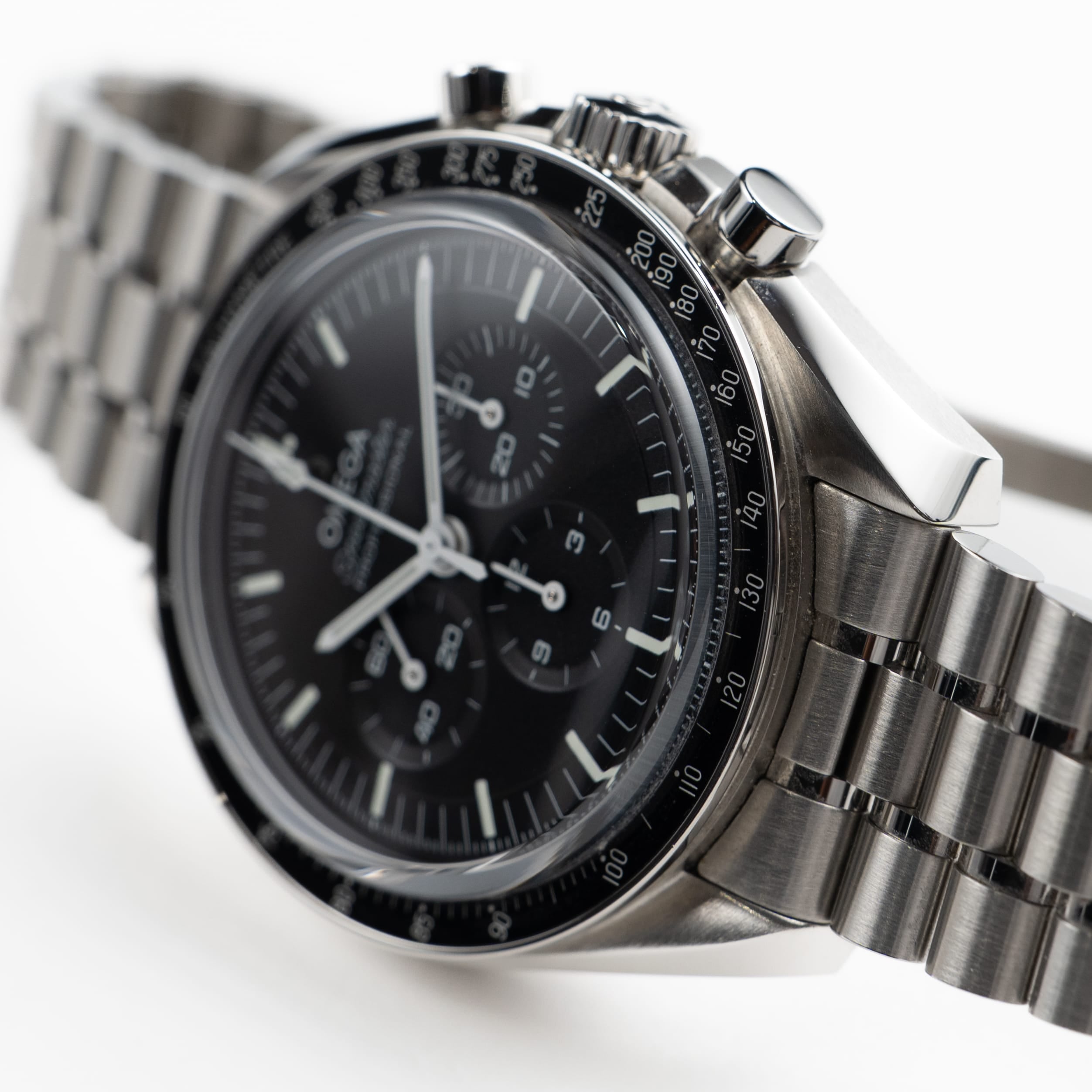 Omega Speedmaster Moonwatch Professional 310.30.42.50.01.001 Stainless Steel Black Dial (2021)