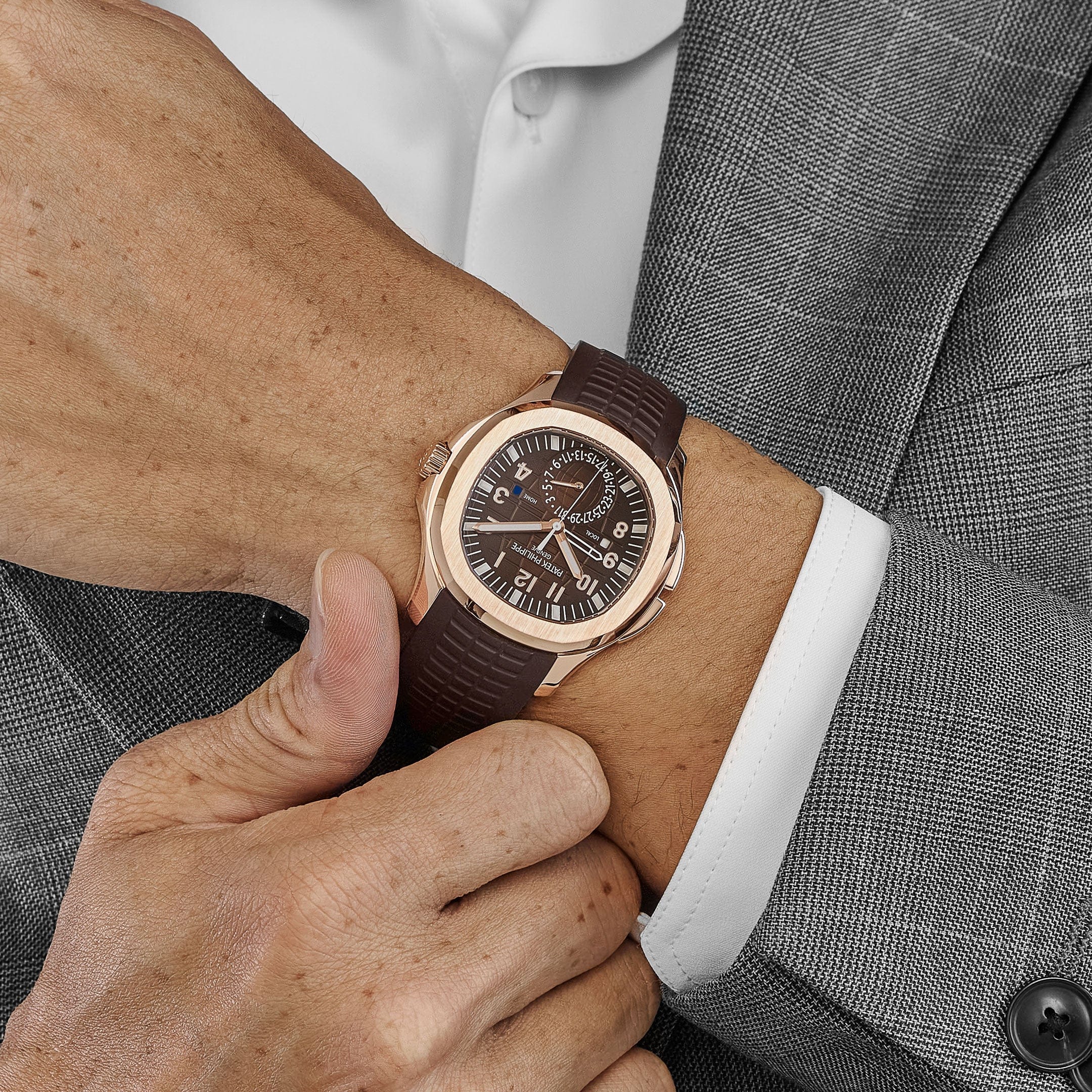 Patek Philippe Aquanaut 5164R-001 Travel Time Rose Gold Brown Dial