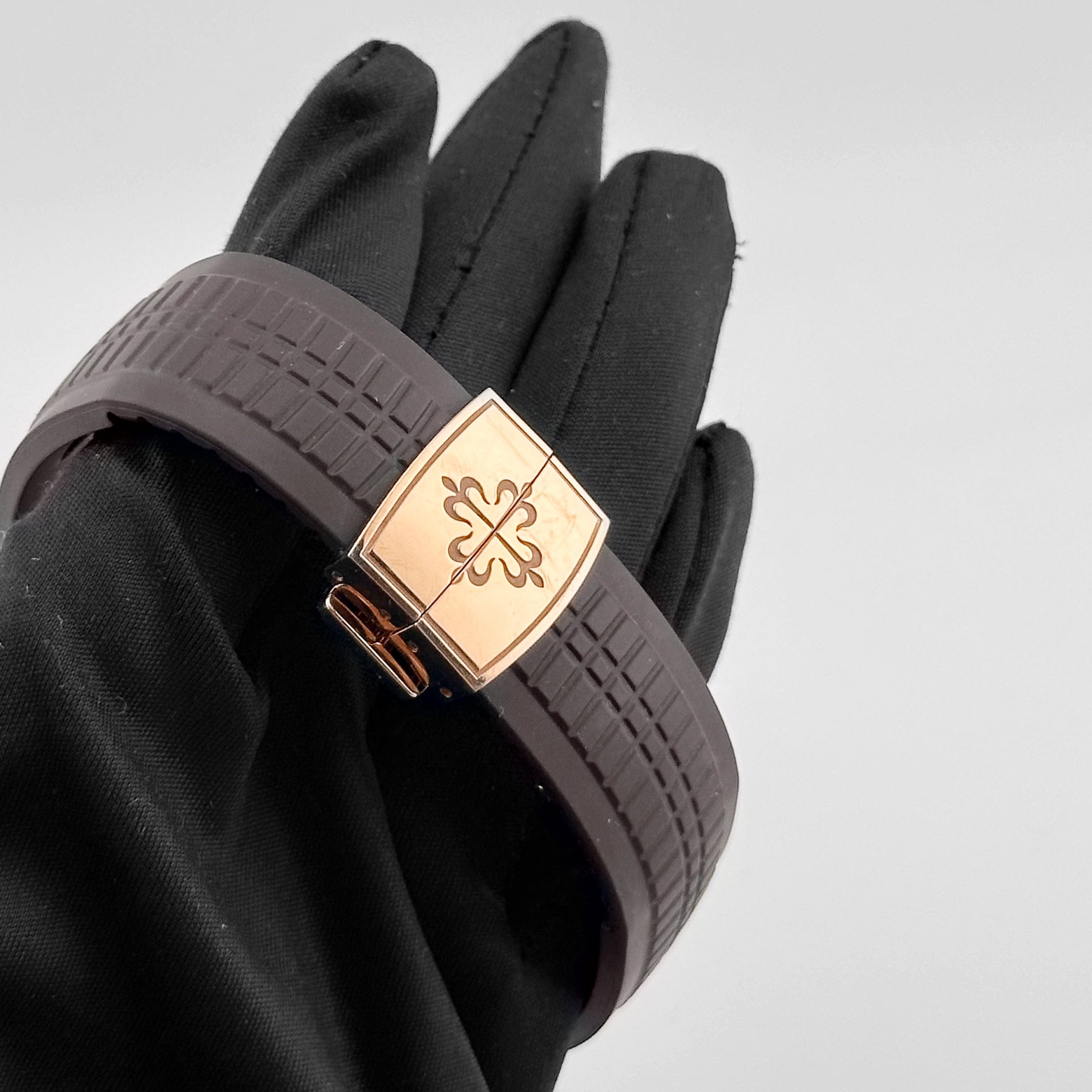 Patek Philippe Aquanaut 5167R-001 Rose Gold Brown Dial (2022)