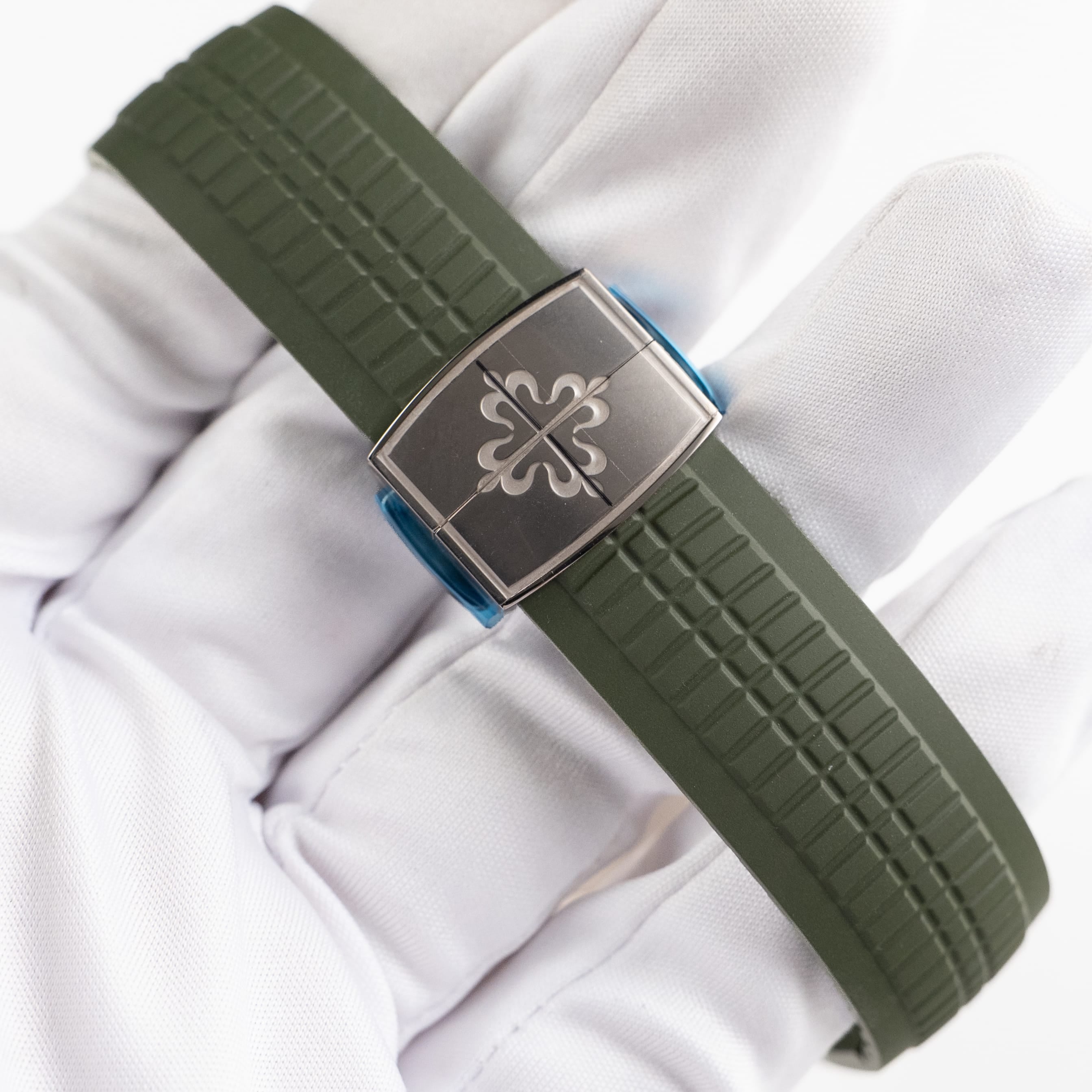 Patek Philippe Aquanaut 5168G-010 'Jumbo' White Gold Khaki Green
