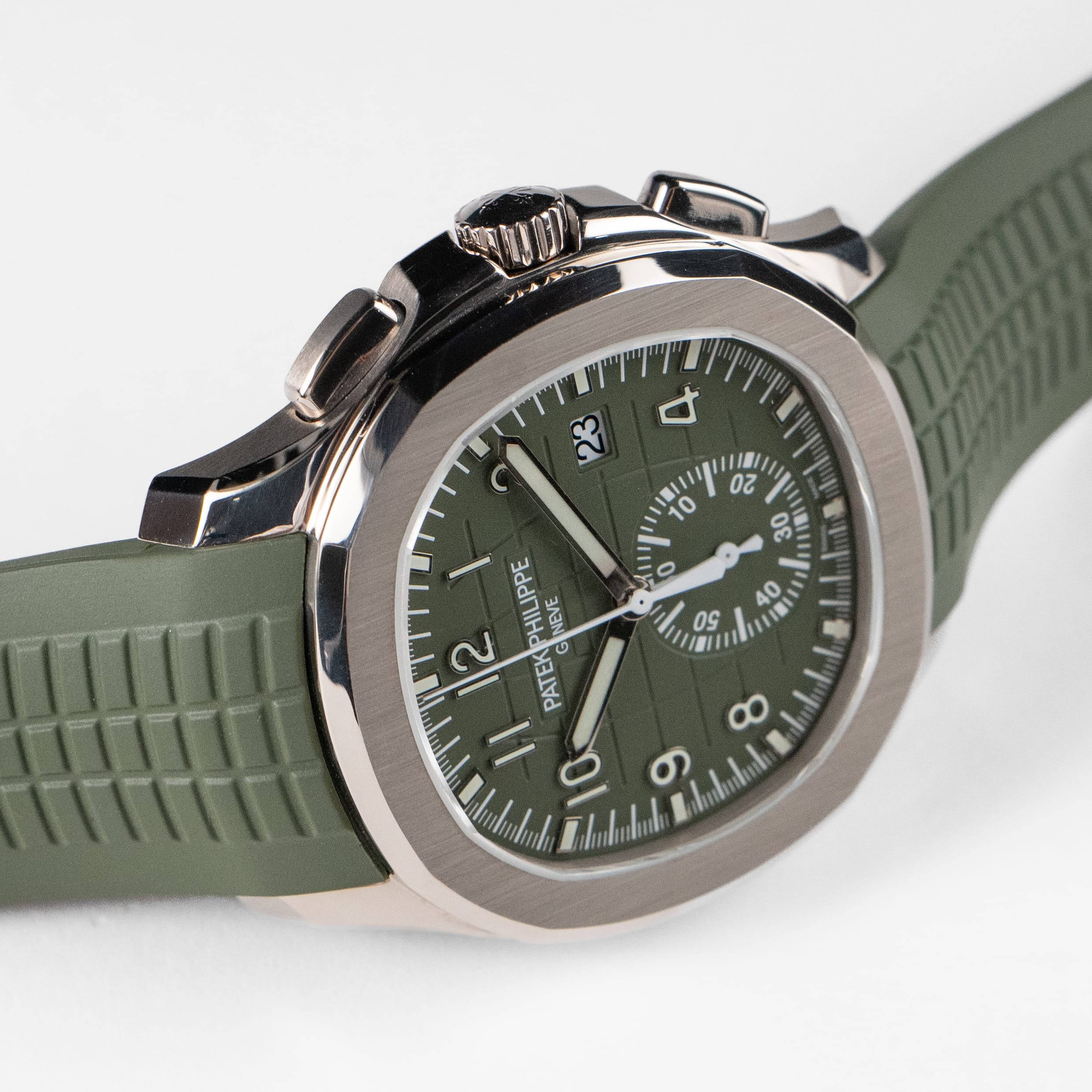 Patek Philippe Aquanaut 5968G-010 Chronograph White Gold Khaki Green Dial (2021)