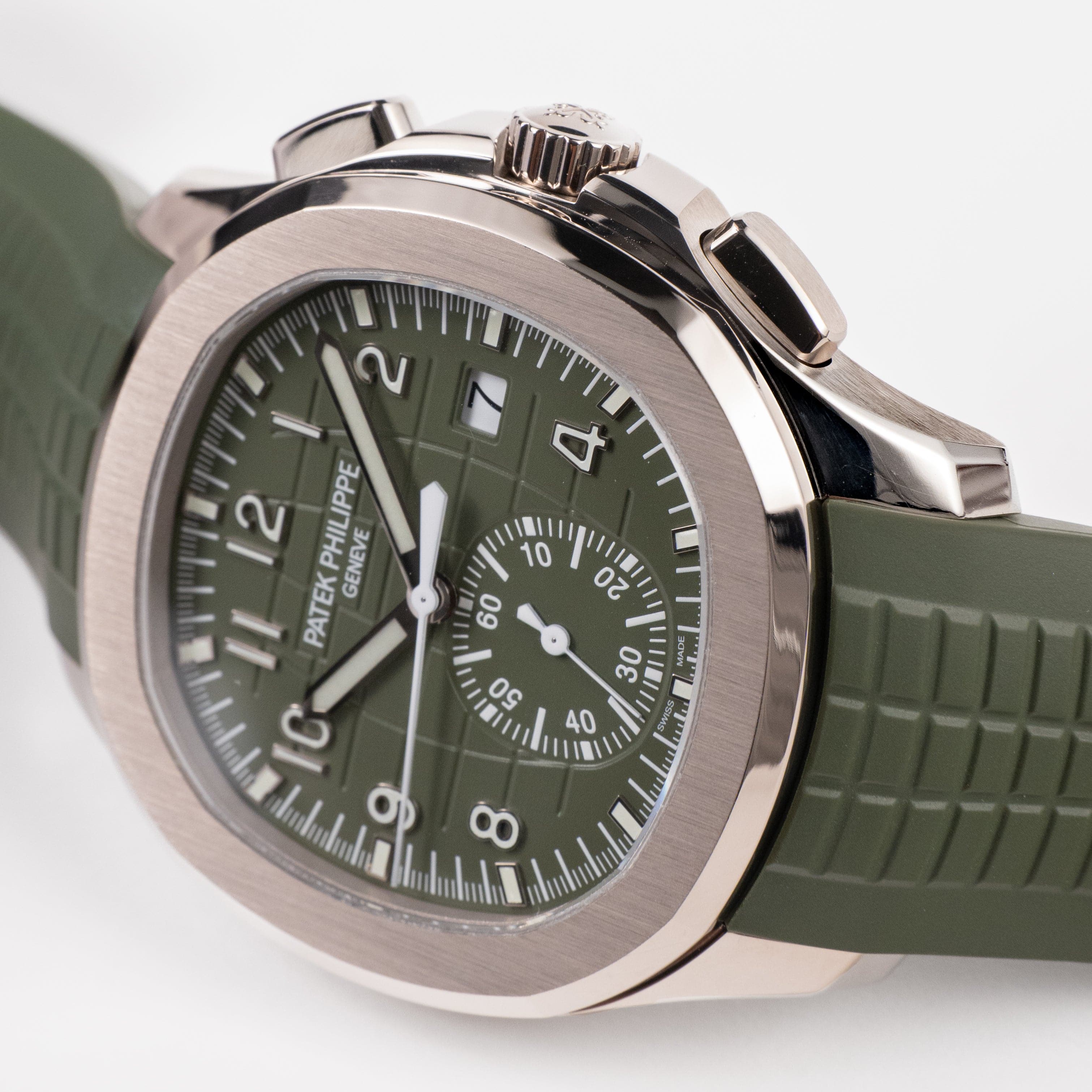 Patek Philippe Aquanaut 5968G-010 Chronograph White Gold Khaki Green Dial (2024)