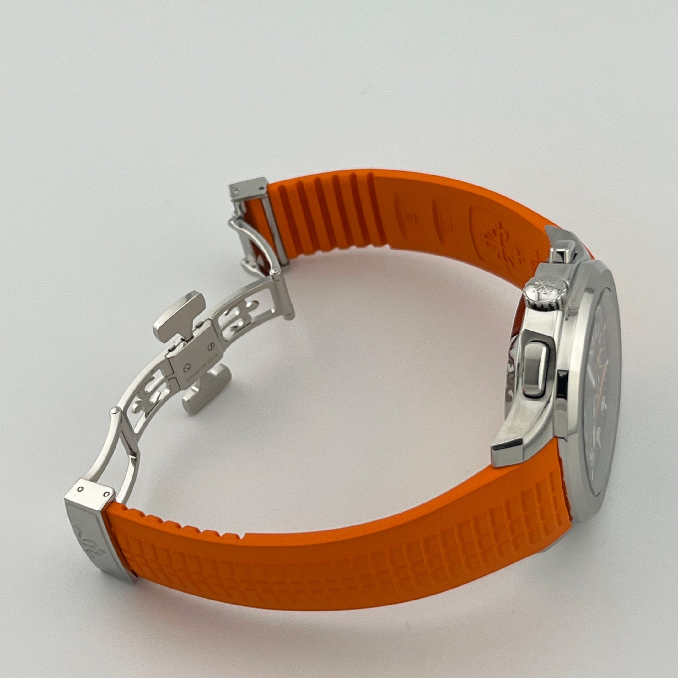 Patek Philippe Aquanaut Chronograph 5968A-001 Stainless Steel Black Dial (2020)