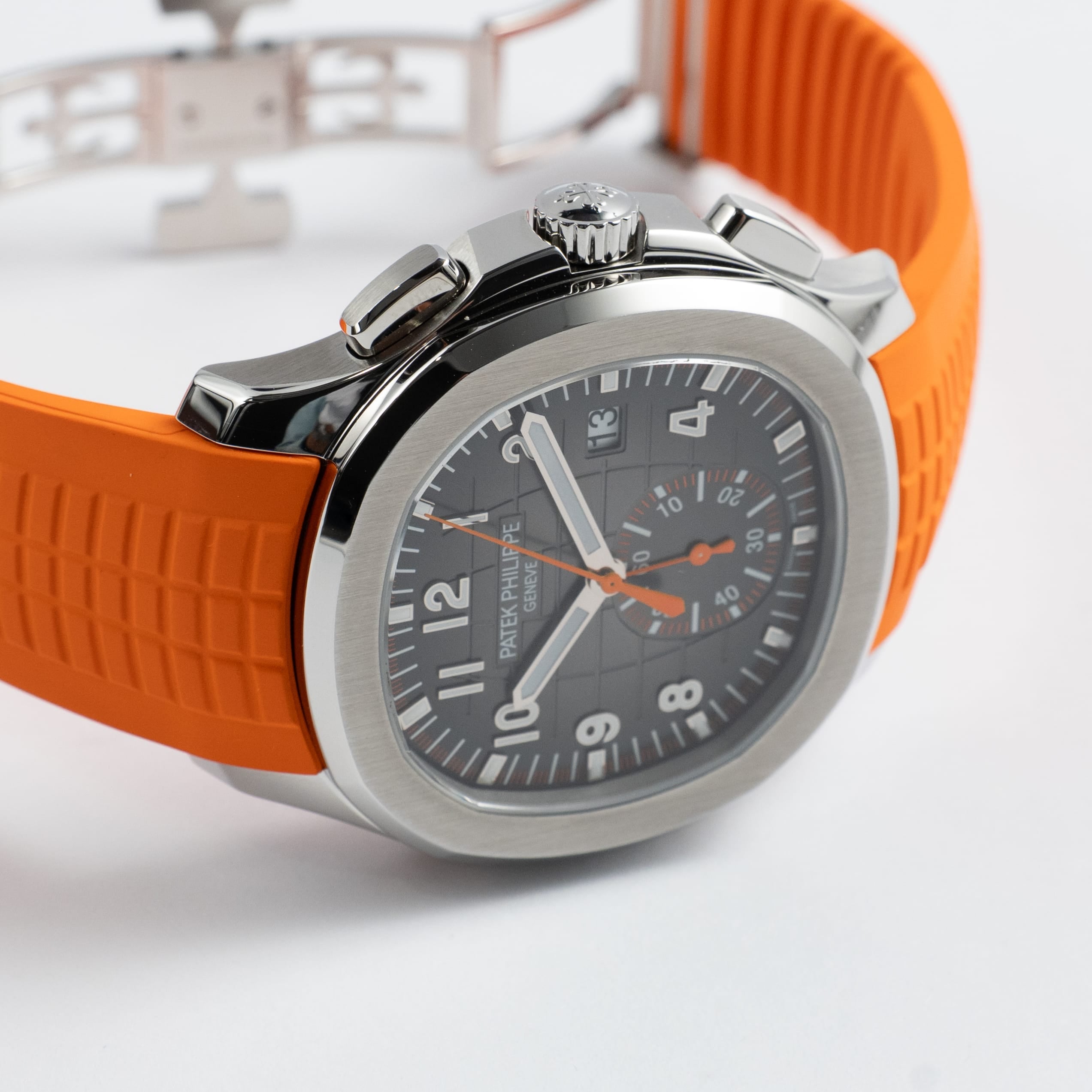 Patek Philippe Aquanaut Chronograph 5968A-001 Stainless Steel Black Dial (2022)