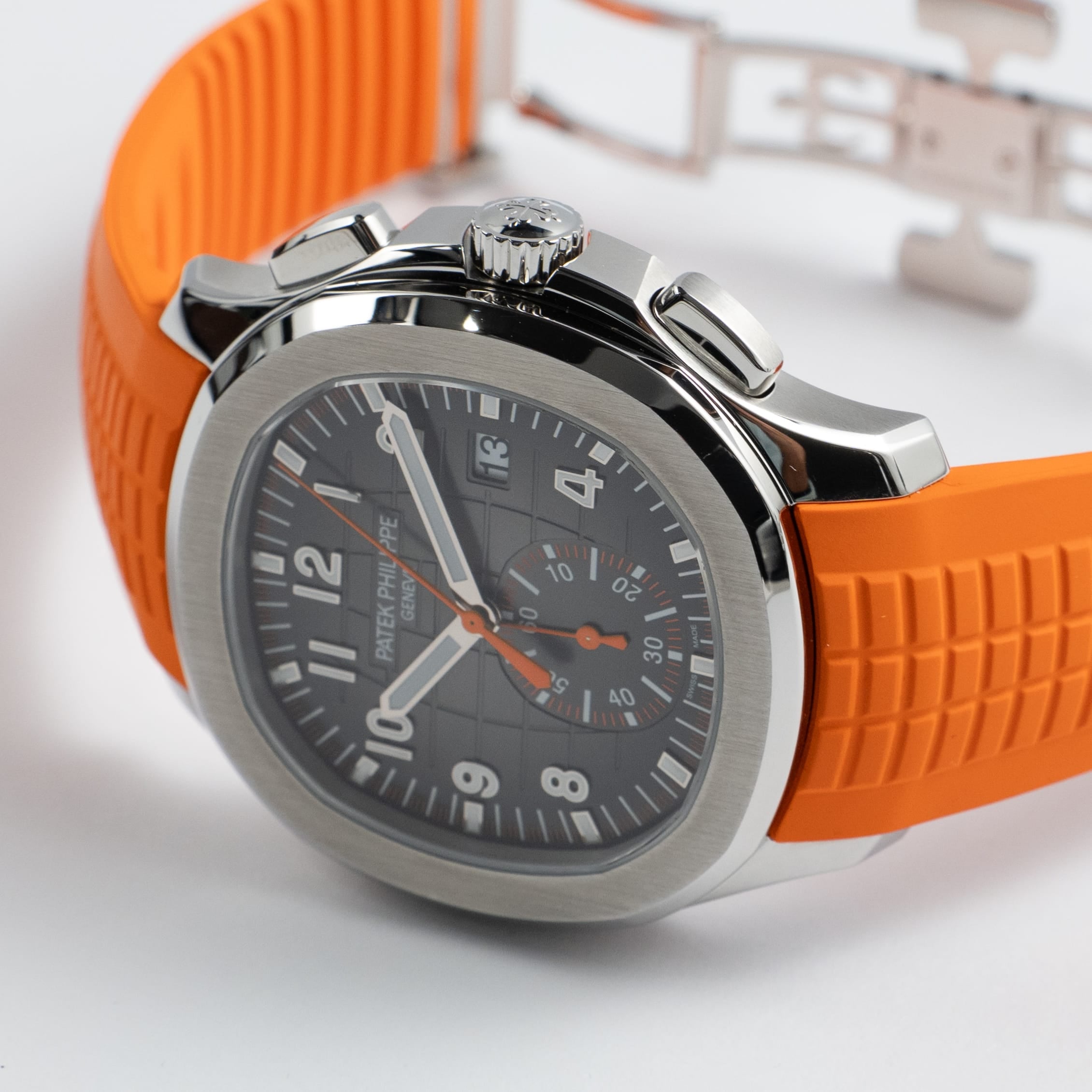 Patek Philippe Aquanaut Chronograph 5968A-001 Stainless Steel Black Dial (2022)