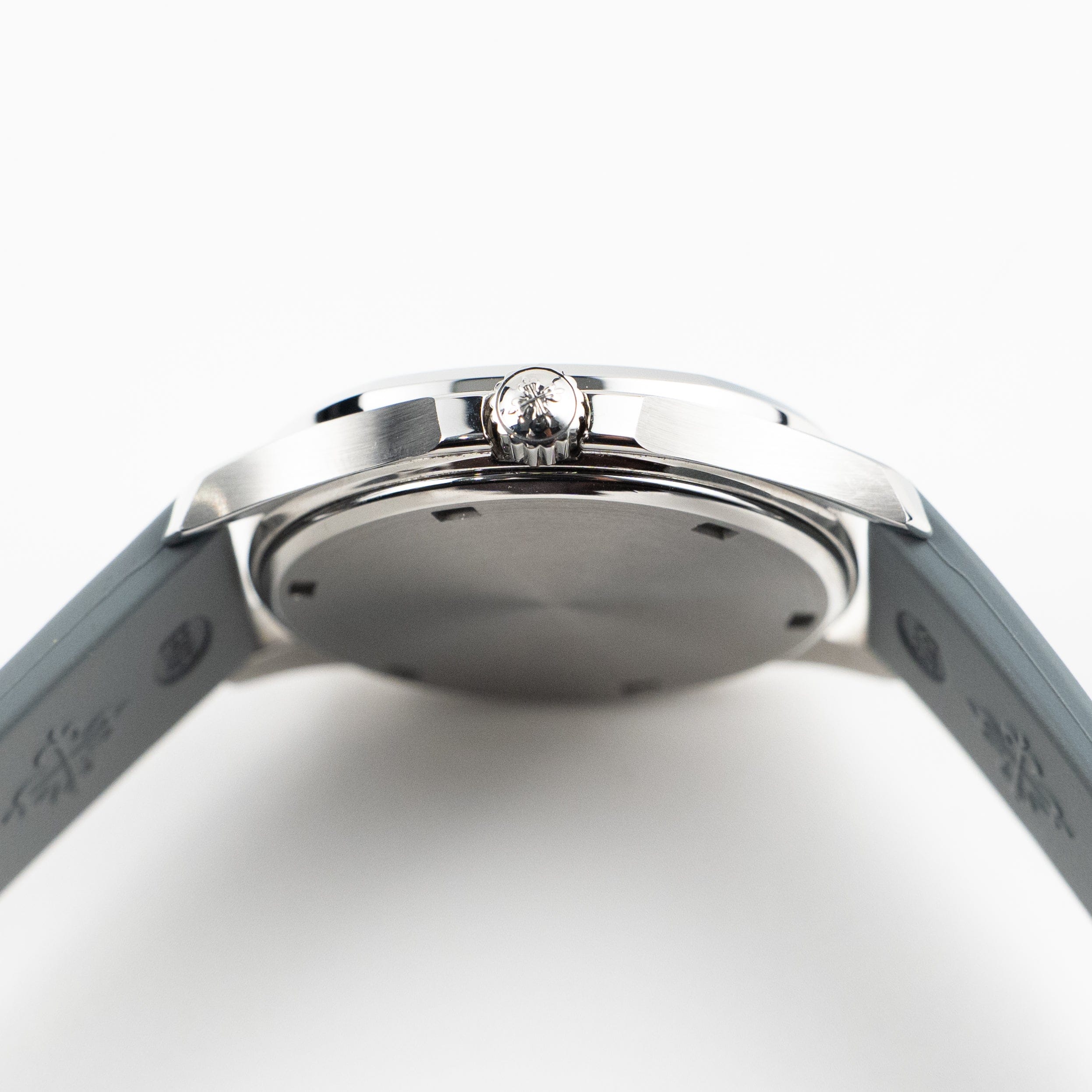 Patek Philippe Aquanaut Luce 5067A-025 'Ladies' Stainless Steel Blue Dial Diamond Bezel (2019)