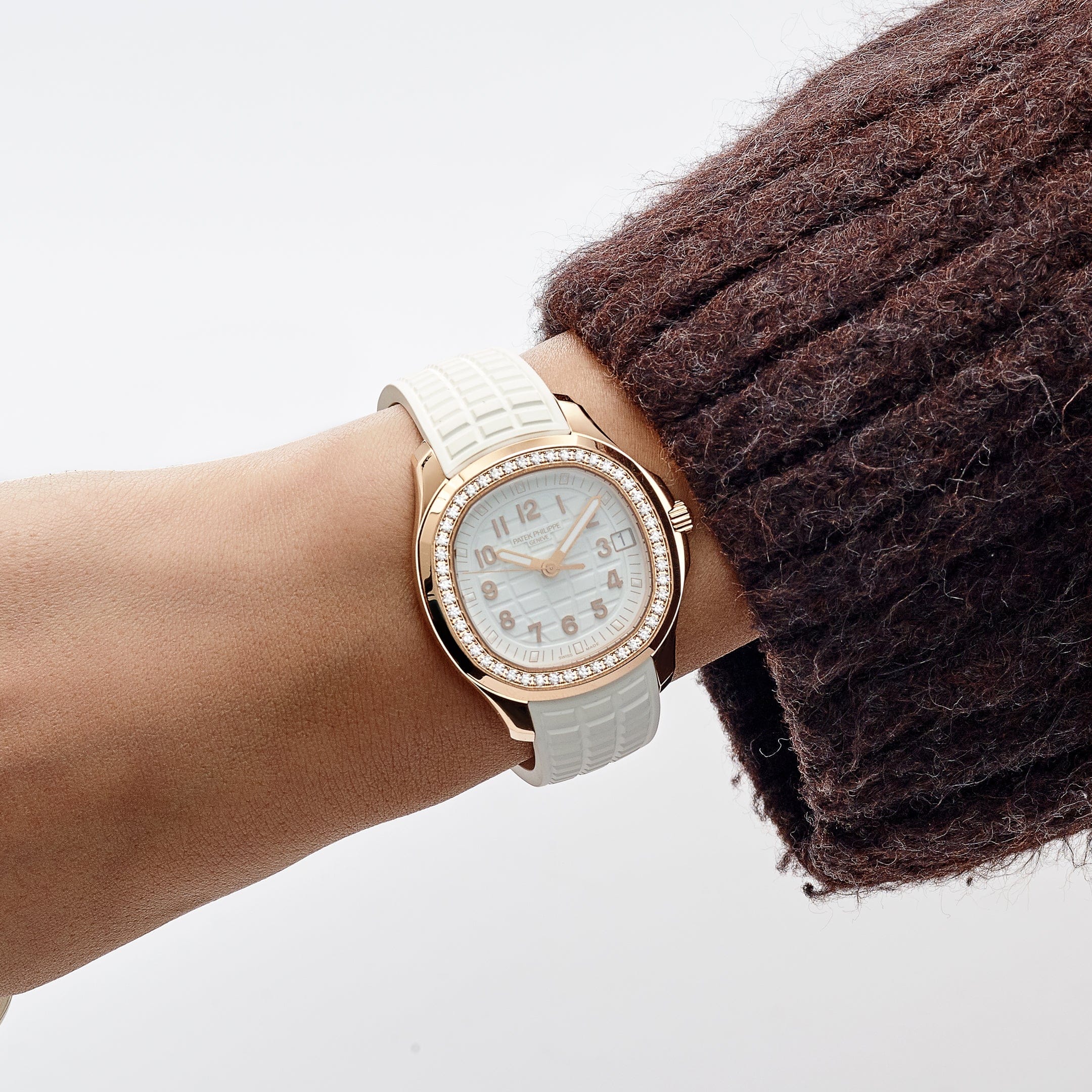 Patek Philippe Aquanaut Luce 5268/200R-001 Rose Gold White Dial Diamond Bezel (2022)