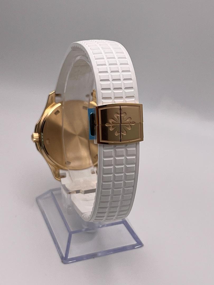 Luxury Watch Patek Philippe Aquanaut Luce 5269/200R-001 (2023) Wrist Aficionado