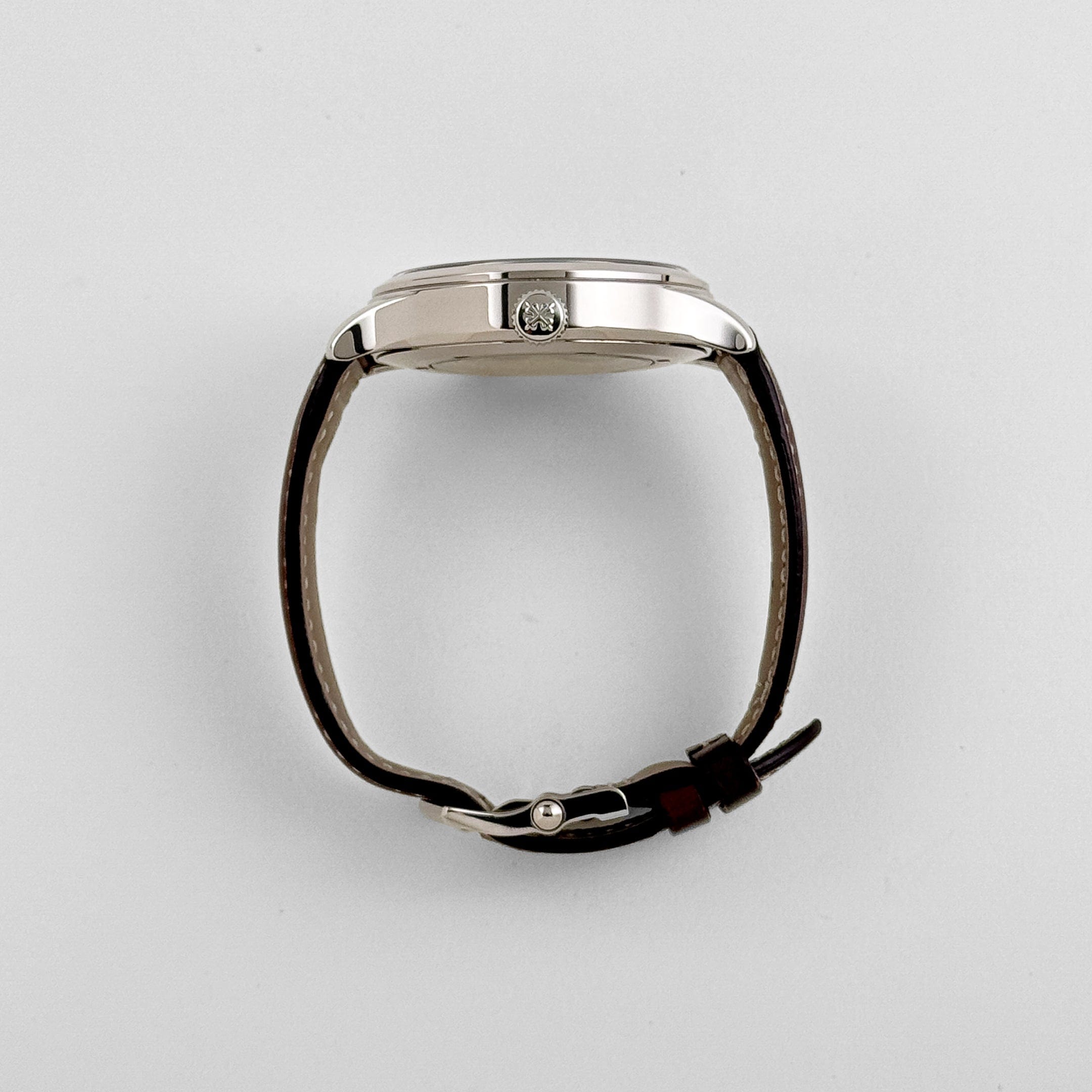 Patek Philippe Calatrava 5524G-001 'Pilot' Travel Time White Gold