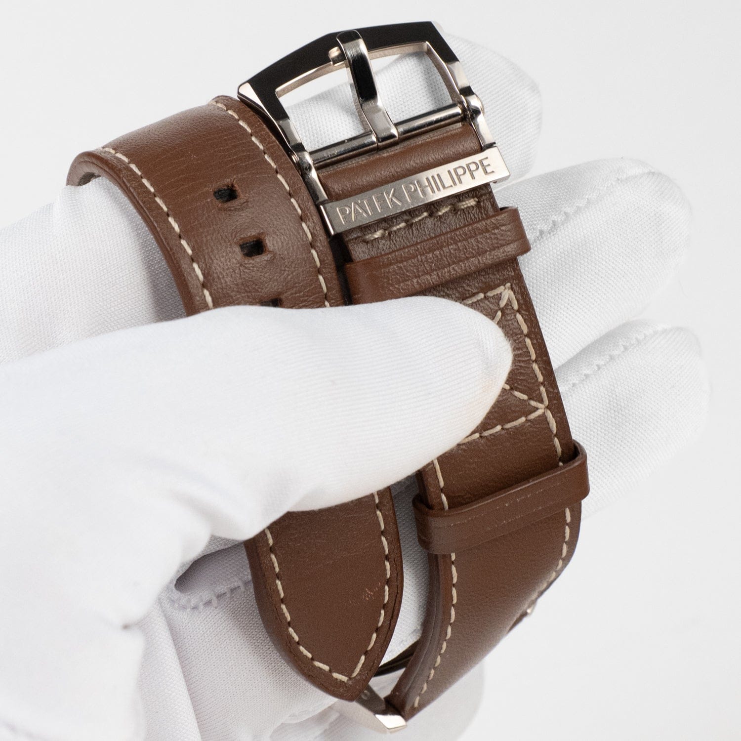 Patek Philippe Calatrava 5524G-001 'Pilot' Travel Time White Gold Blue Dial (2024)