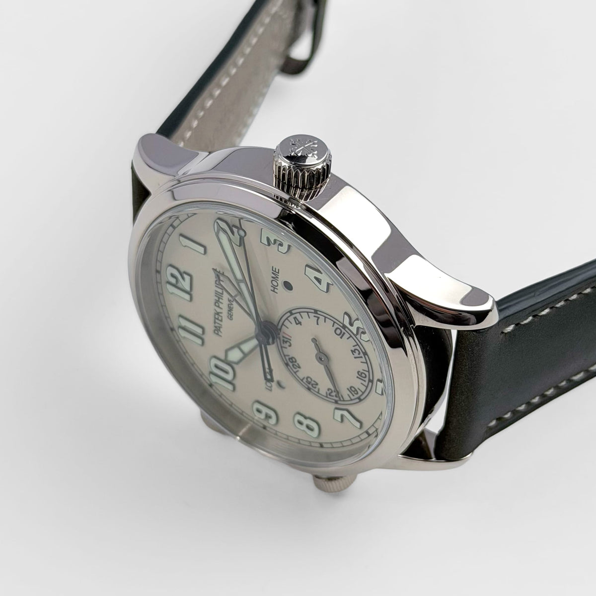 Patek Philippe Calatrava 5524G-010 'Pilot' Travel Time White Gold Ivory Dial (2025)
