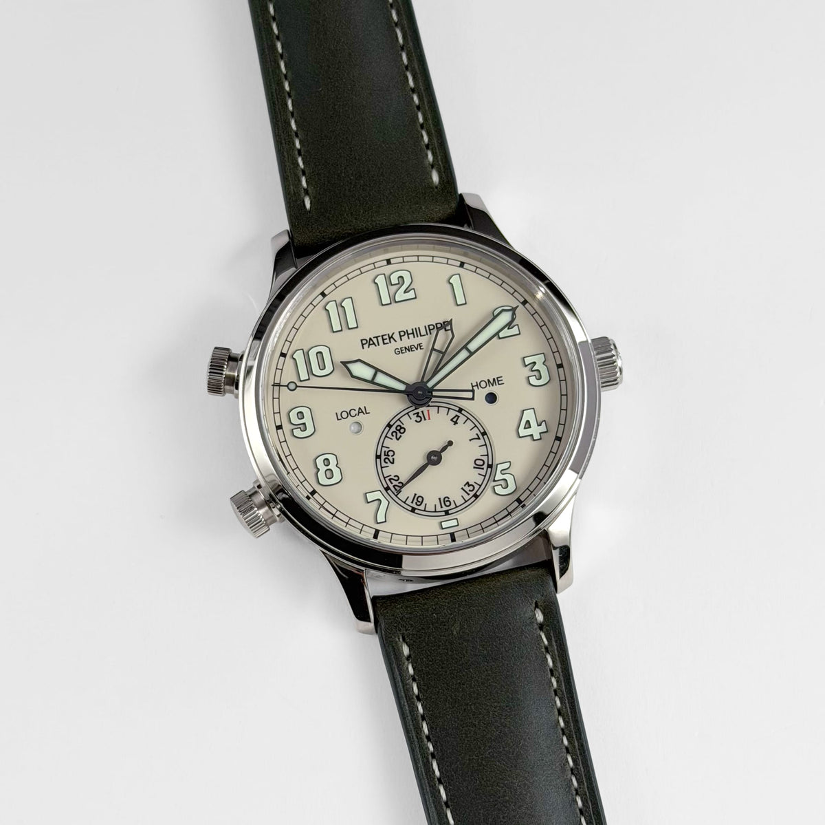 Patek Philippe Calatrava 5524G-010 'Pilot' Travel Time White Gold Ivory Dial (2025)