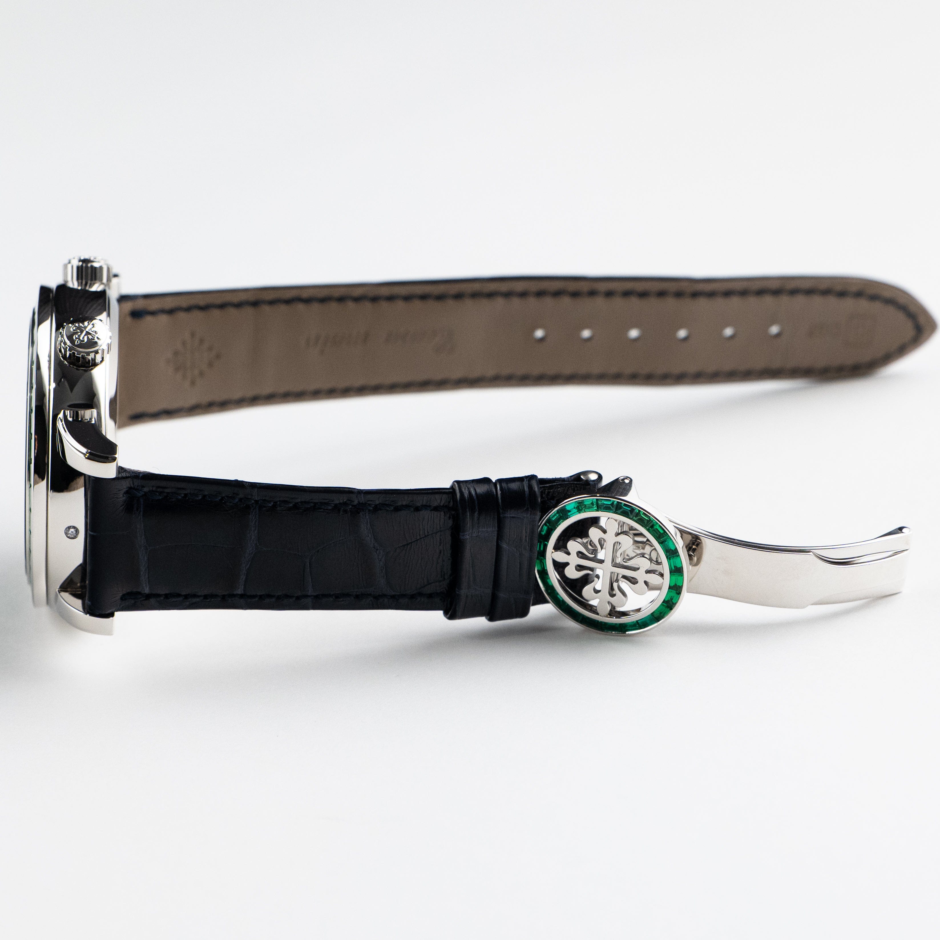 Patek Philippe Celestial Joaillerie Grand Complications 6104/13P-010 Platinum Blue Dial Emerald Bezel (2025)