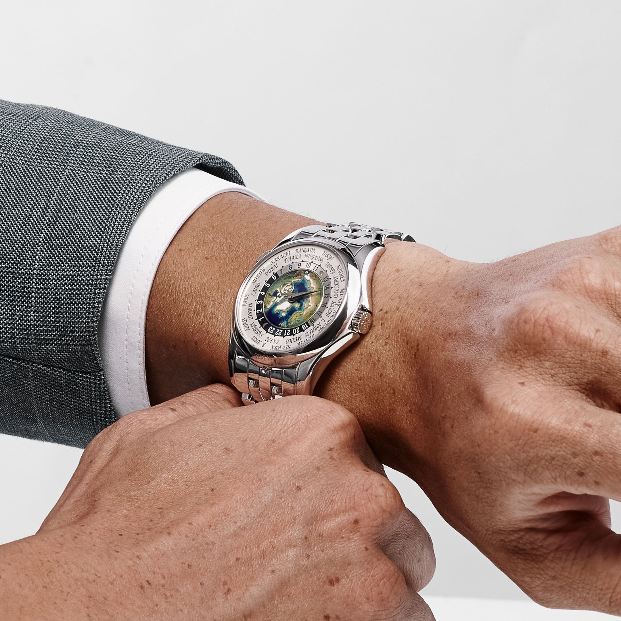 Patek Philippe Complications 5131/1P-001 World Time Platinum (2019)