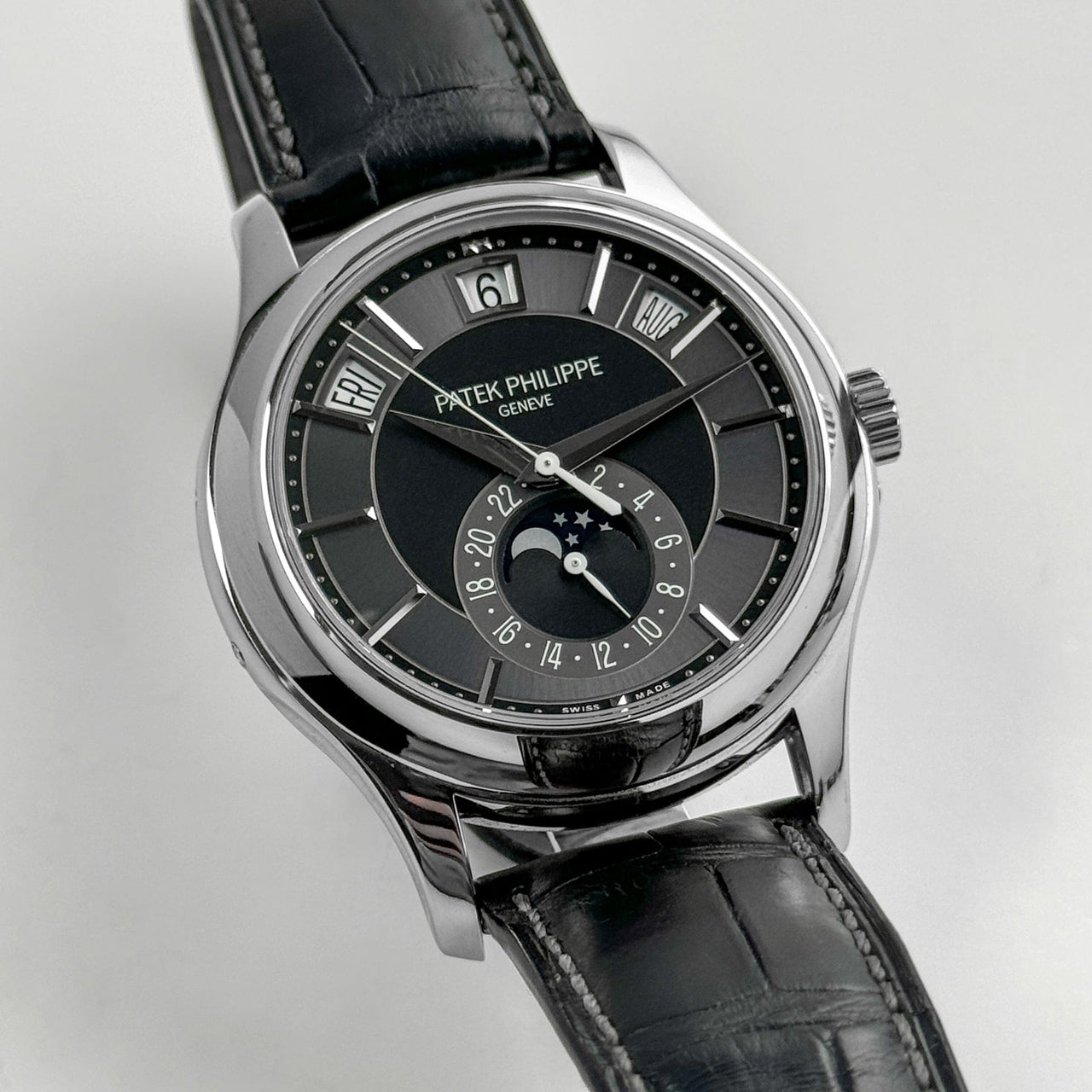 Patek Philippe Complications 5205G-010 Annual Calendar White Gold Black Dial