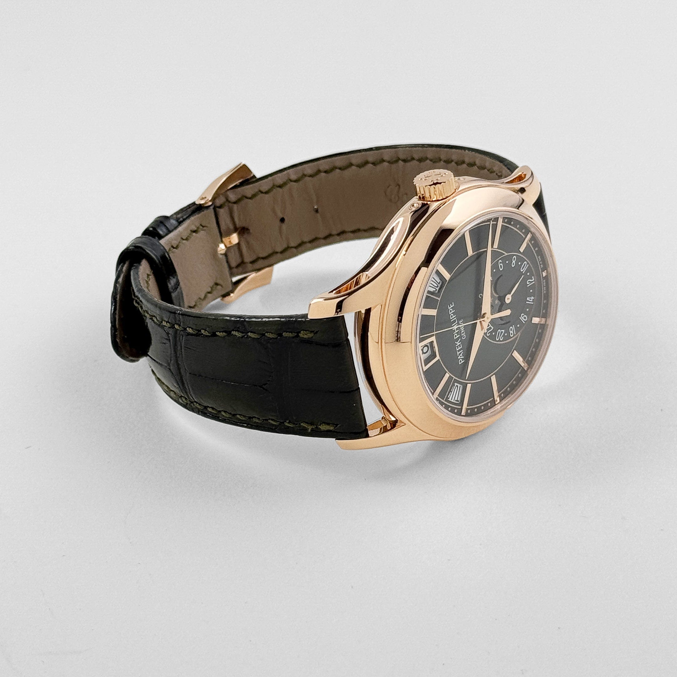 Patek Philippe Complications 5205R-011 Annual Calendar Moon Phases Rose Gold Green Dial (2022)