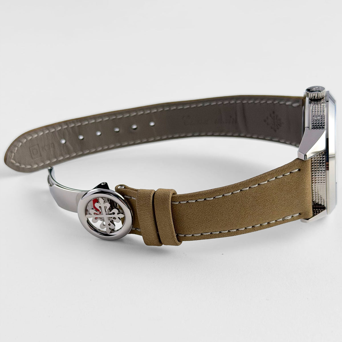 Patek Philippe Complications 5326G-001 Annual Calendar Travel Time White Gold Grey Dial (2026)
