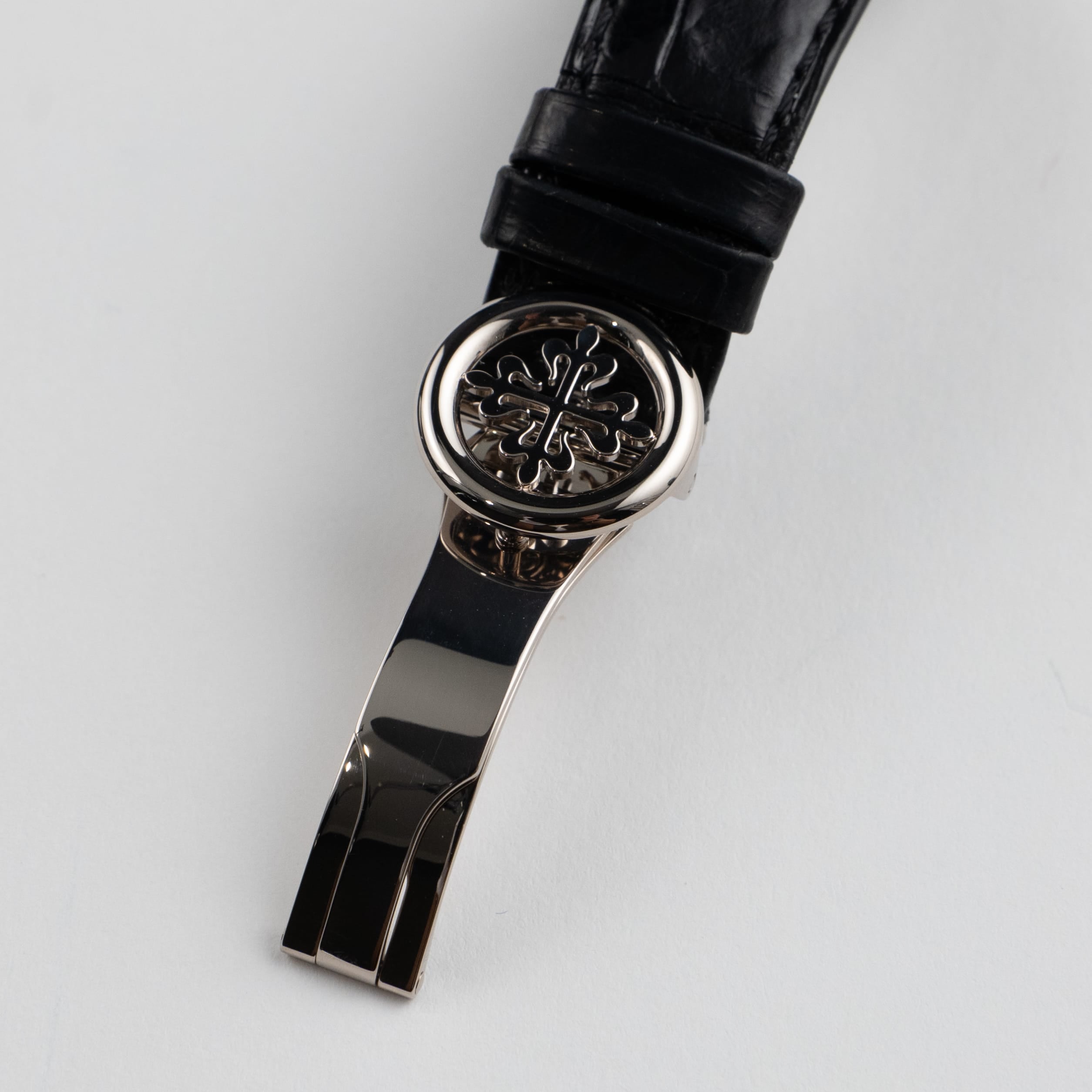 Patek Philippe Complications 5396G-011 Annual Calendar Moon Phases White Gold (2019)