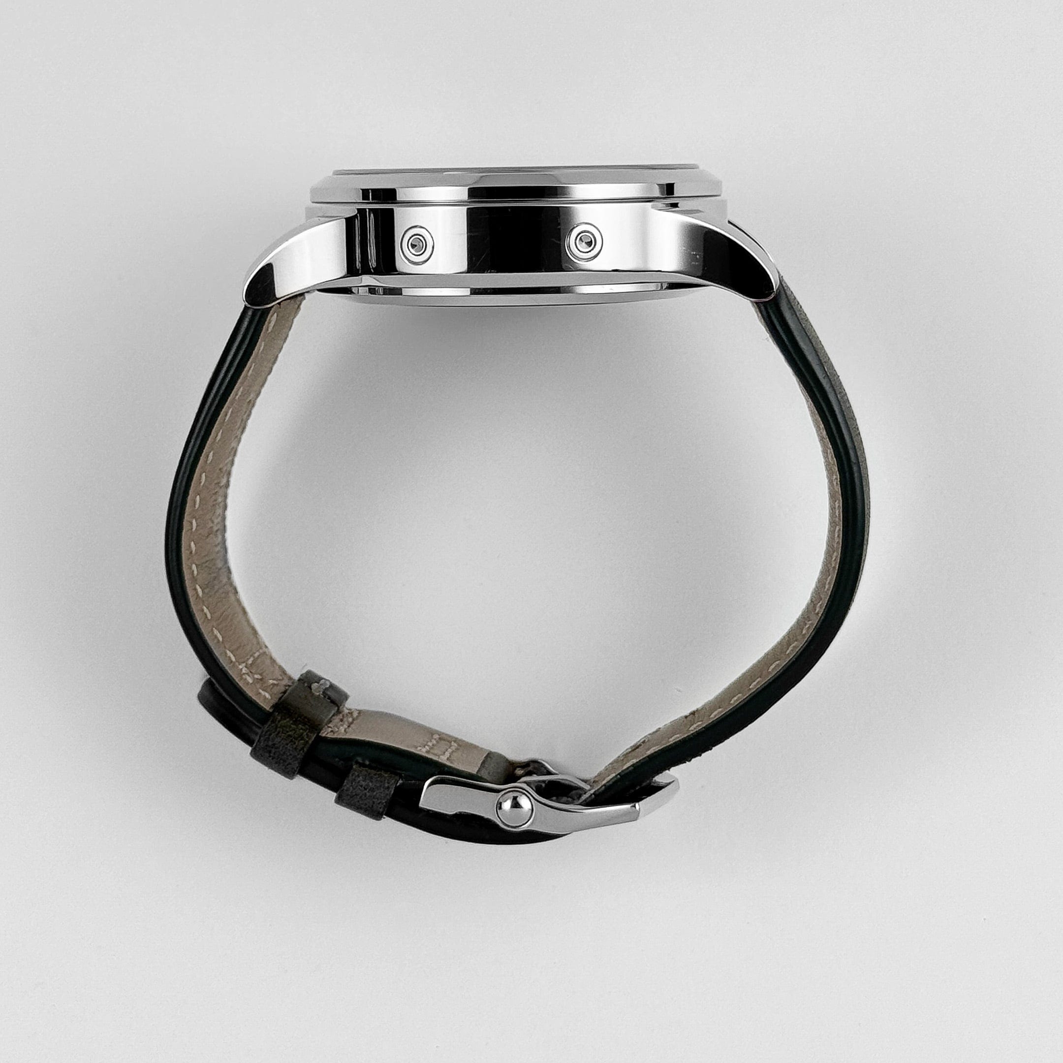 Patek Philippe Complications 5924G-010 Calatrava 'Pilot' Travel Time Chronograph White Gold Green Dial (2023)