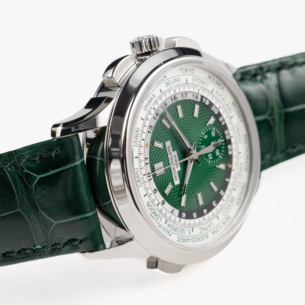 Patek Philippe Complications 5930P-001 World Time Flyback Chronograph Platinum Green Dial (2021)
