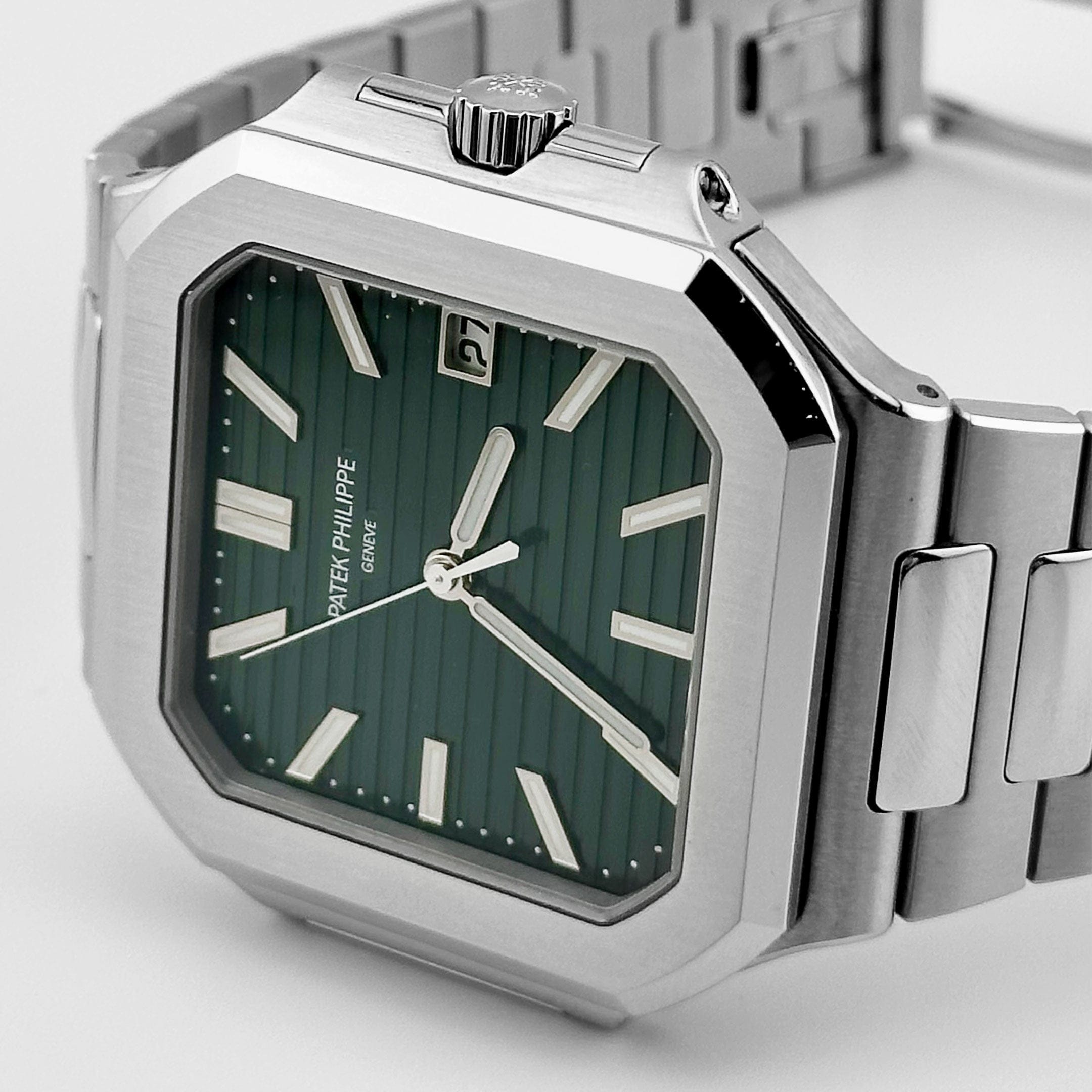 Patek Philippe Cubitus 5821/1A-001 Stainless Steel Green Dial (2025)