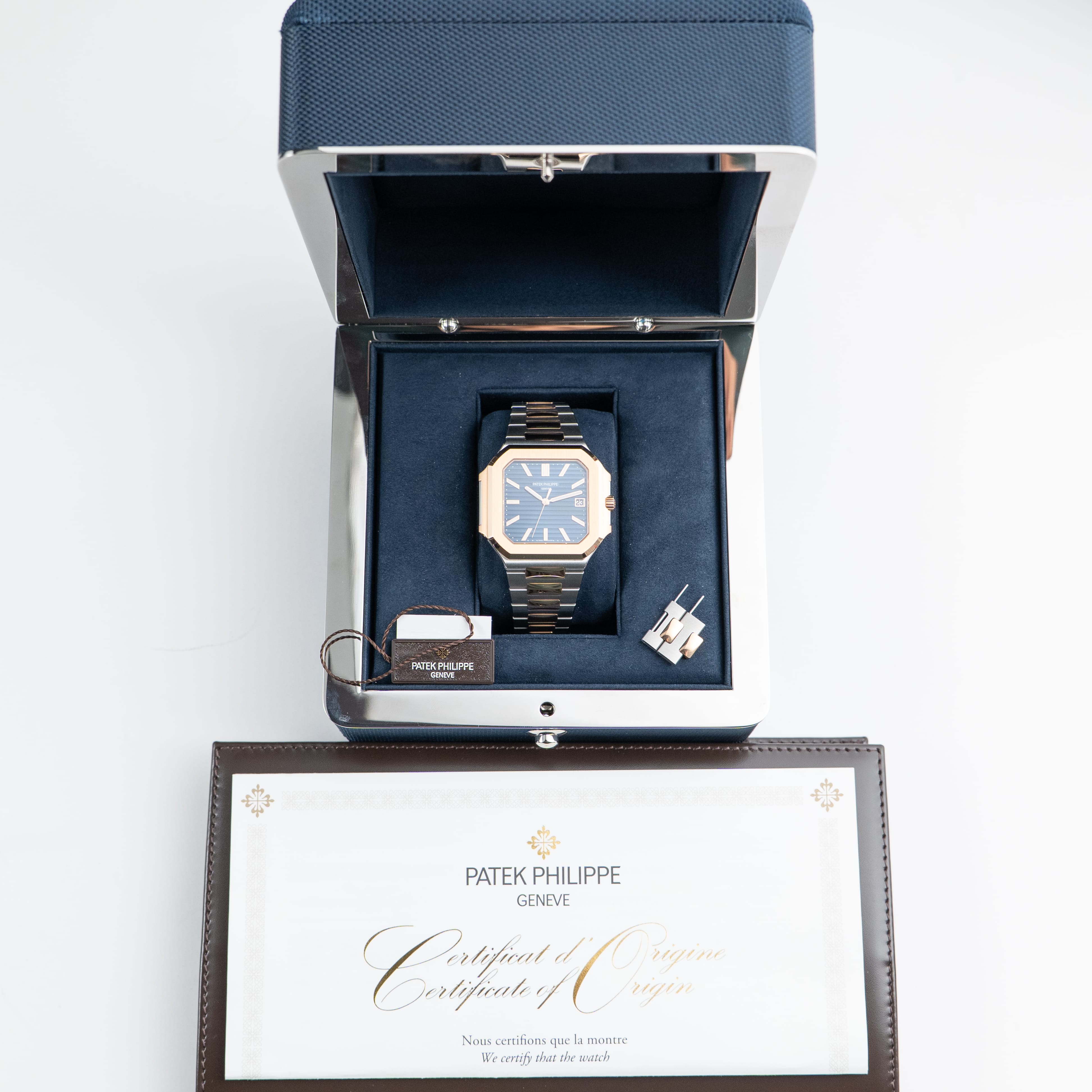Patek Philippe Cubitus 5821/1AR-001 Stainless Steel Rose Gold Blue Dial (2024)