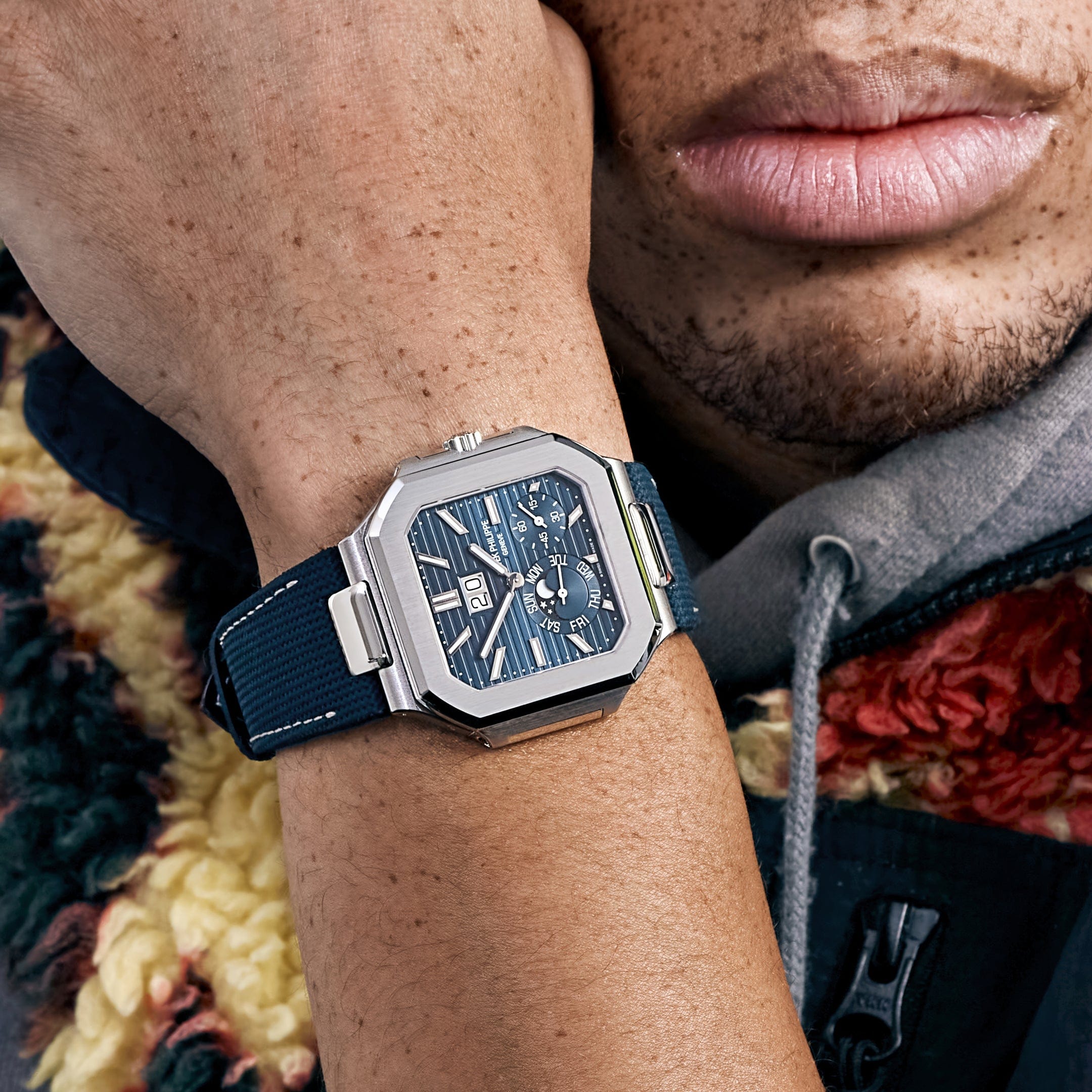 Patek Philippe Cubitus 5822P-001 Platinum Blue Dial Moon Phase