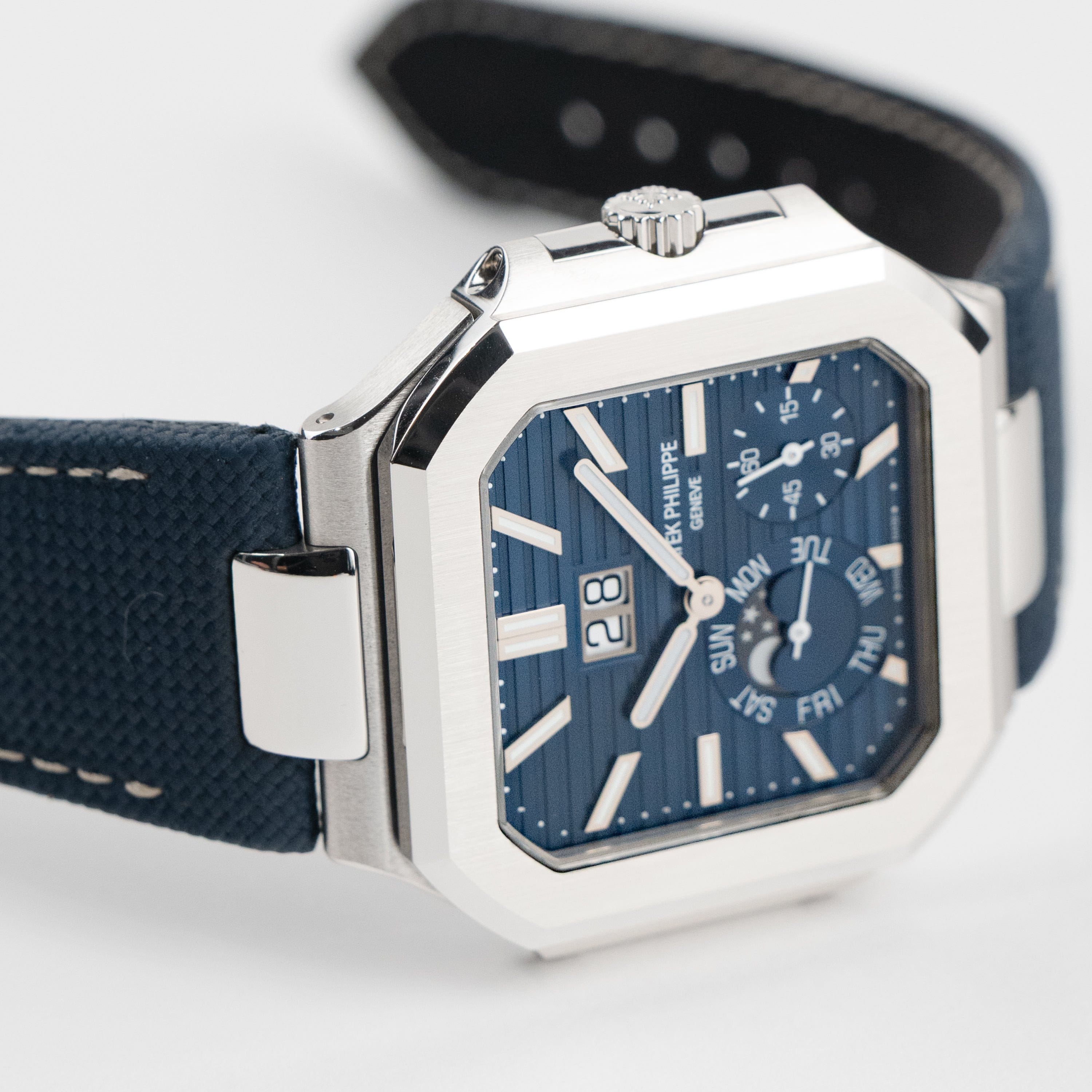 Patek Philippe Cubitus 5822P-001 Platinum Blue Dial Moon Phase