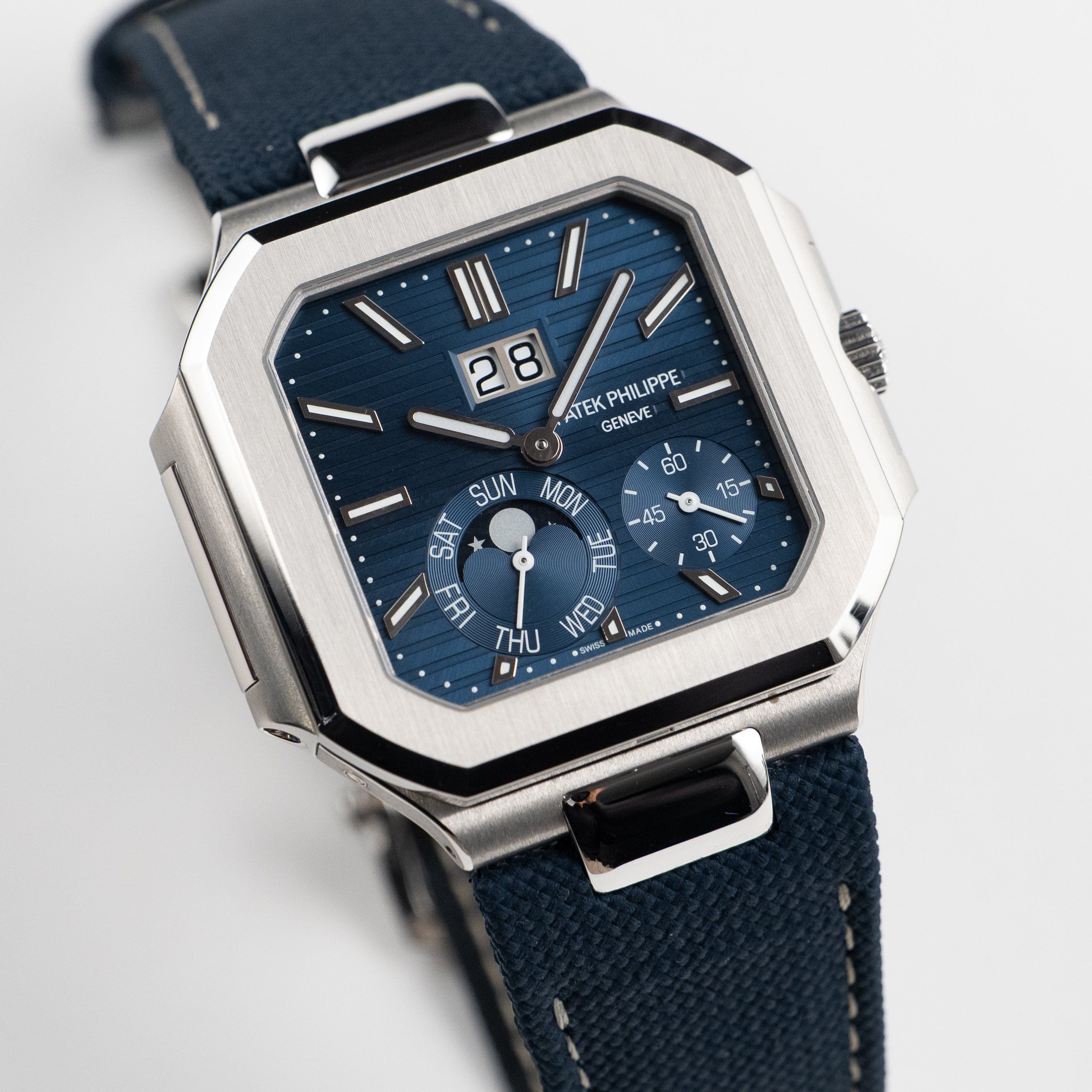 Patek Philippe Cubitus 5822P-001 Platinum Blue Dial Moon Phase (2024)
