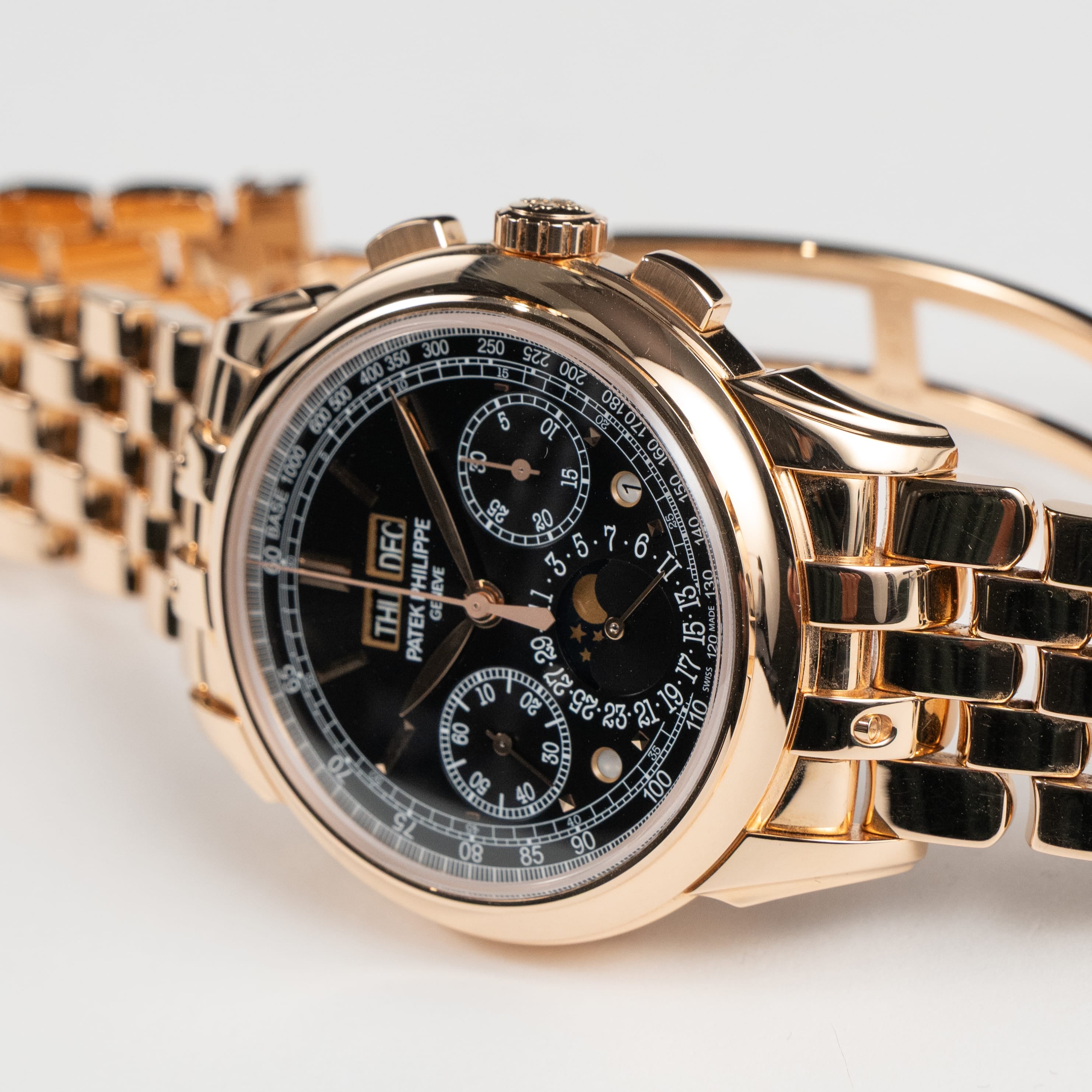 Patek Philippe Grand Complications 5270/1R-001 Chronograph Perpetual Calendar Rose Gold Black Dial (2025)