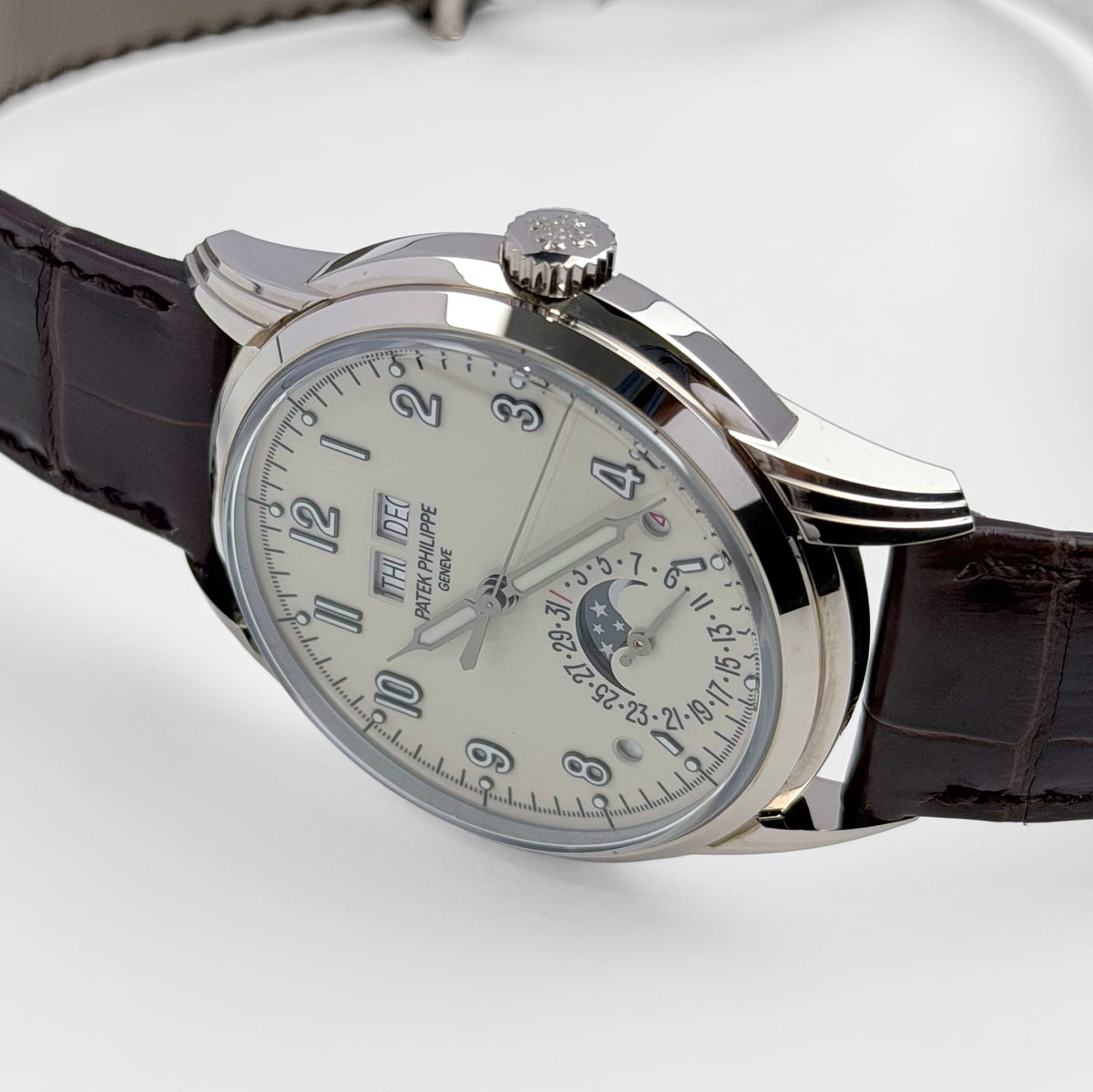Patek Philippe Grand Complications 5320G-001 Perpetual Calendar White Gold Ivory Dial (2020)