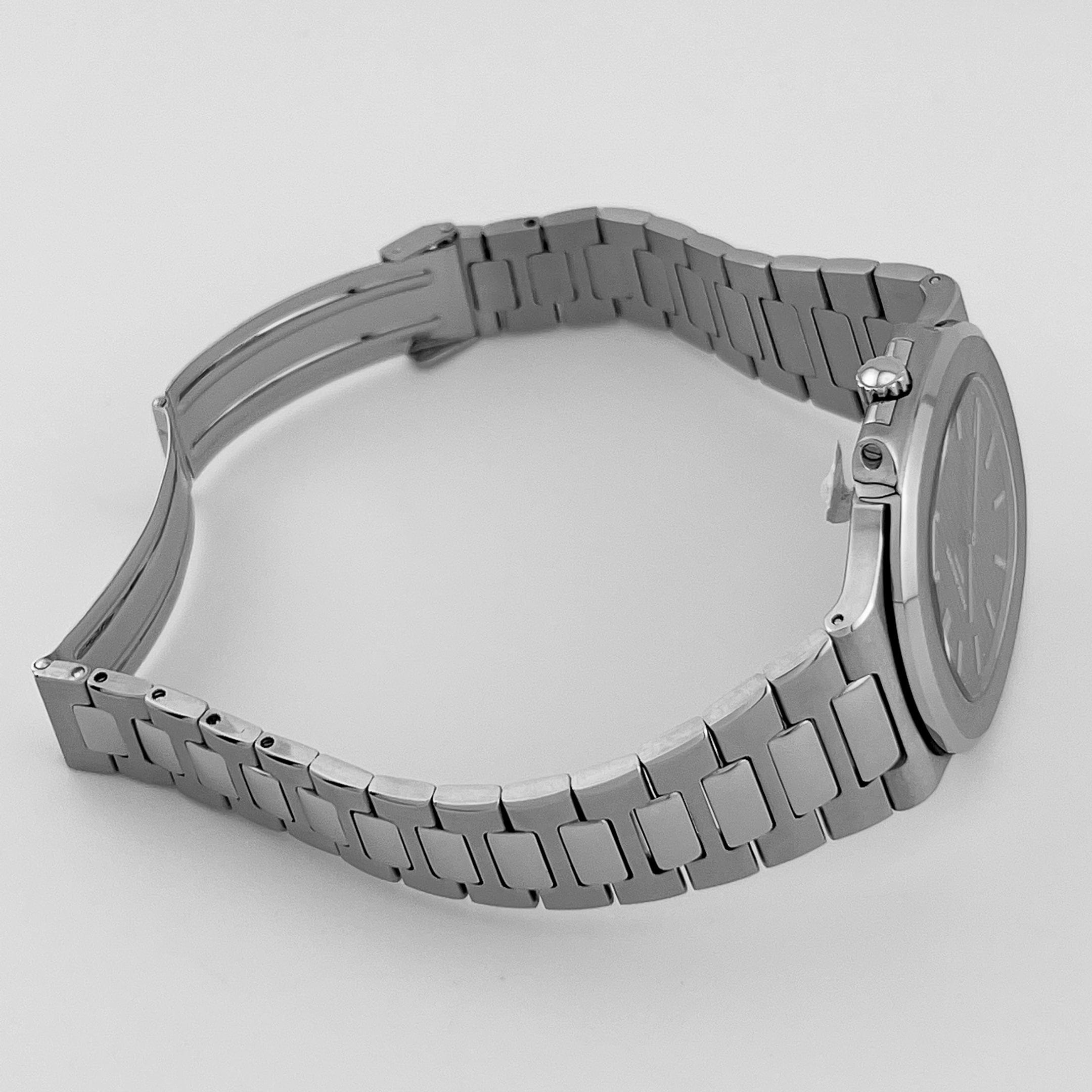 Patek Philippe Nautilus 3700/11 Vintage Stainless Steel Black Dial (1982)