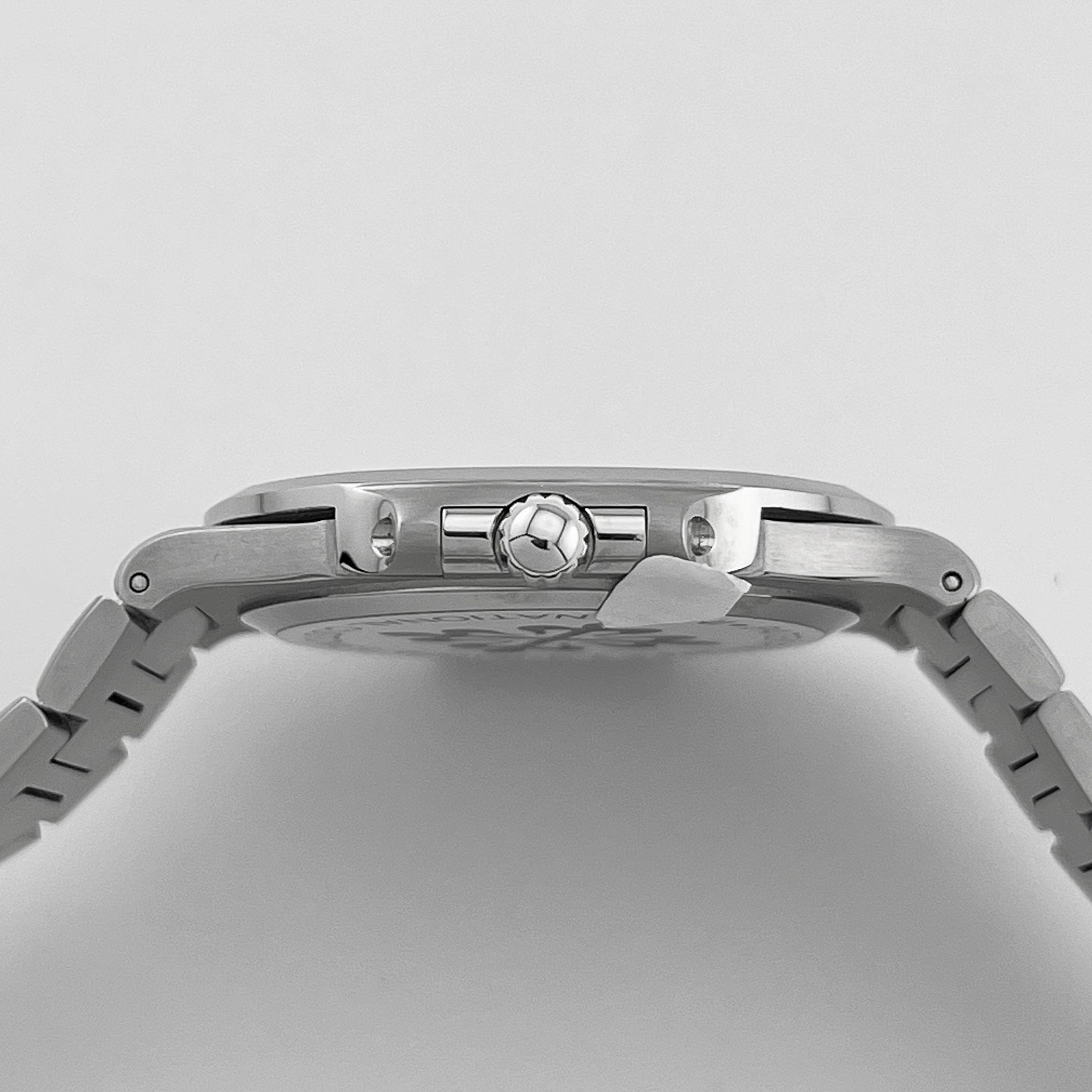 Patek Philippe Nautilus 3700/11 Vintage Stainless Steel Black Dial (1982)