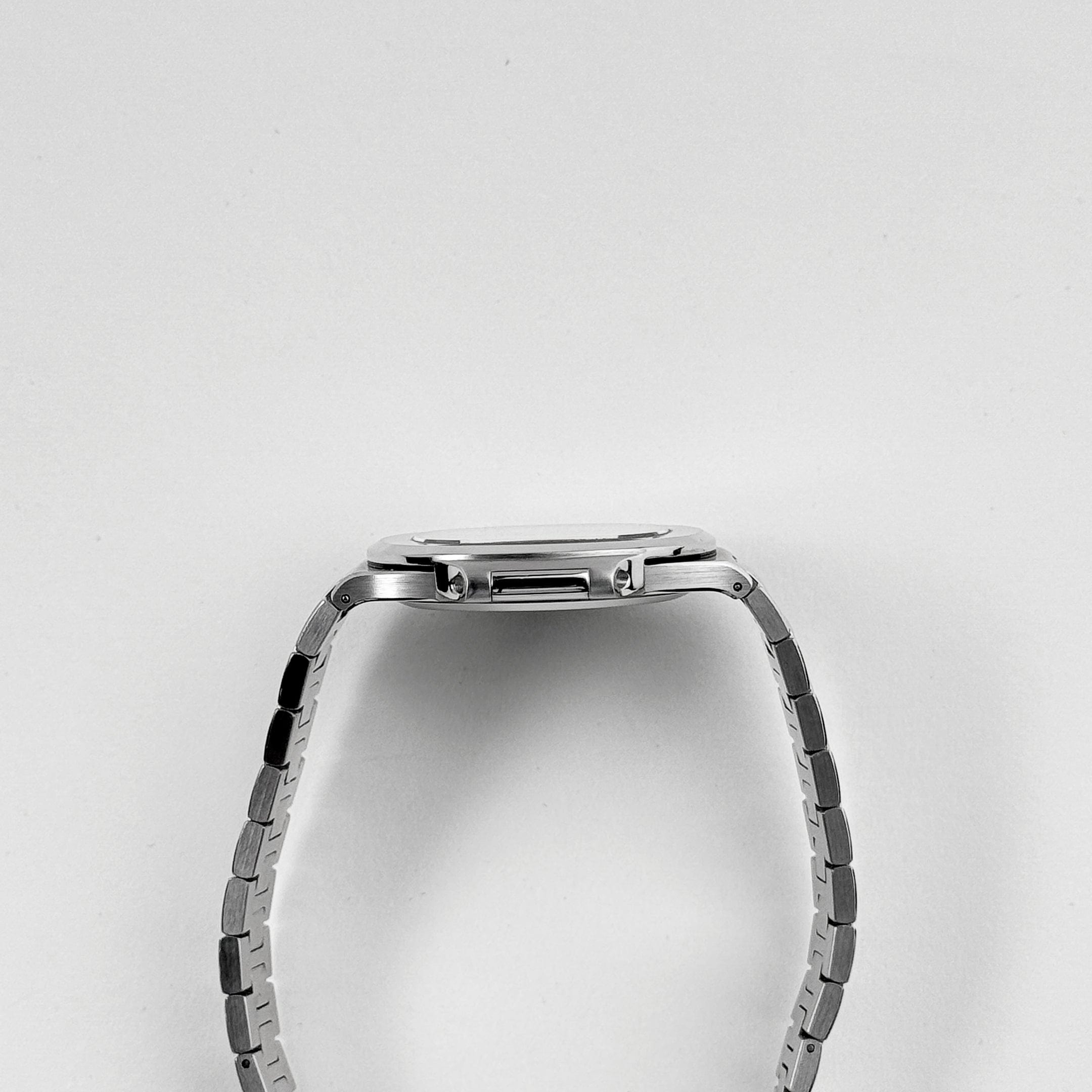 Patek Philippe Nautilus 3700/1A 'Jumbo' Stainless Steel Blue Dial