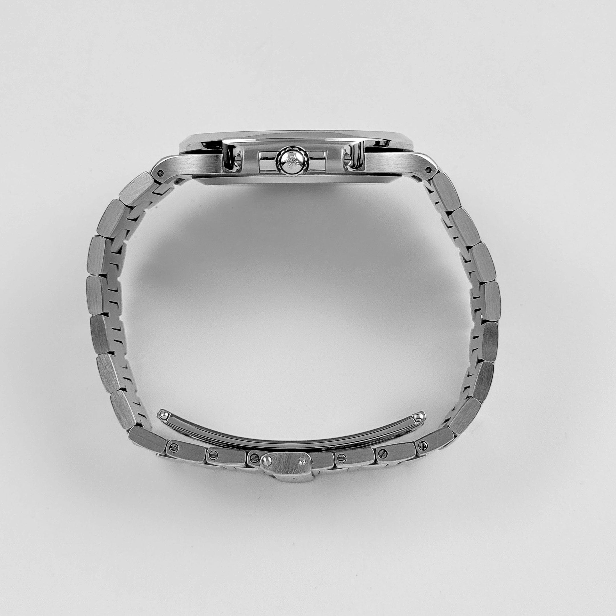 Patek Philippe Nautilus 3710/1A-001 'Jumbo' Power Reserve Indicator Stainless Steel Black Dial