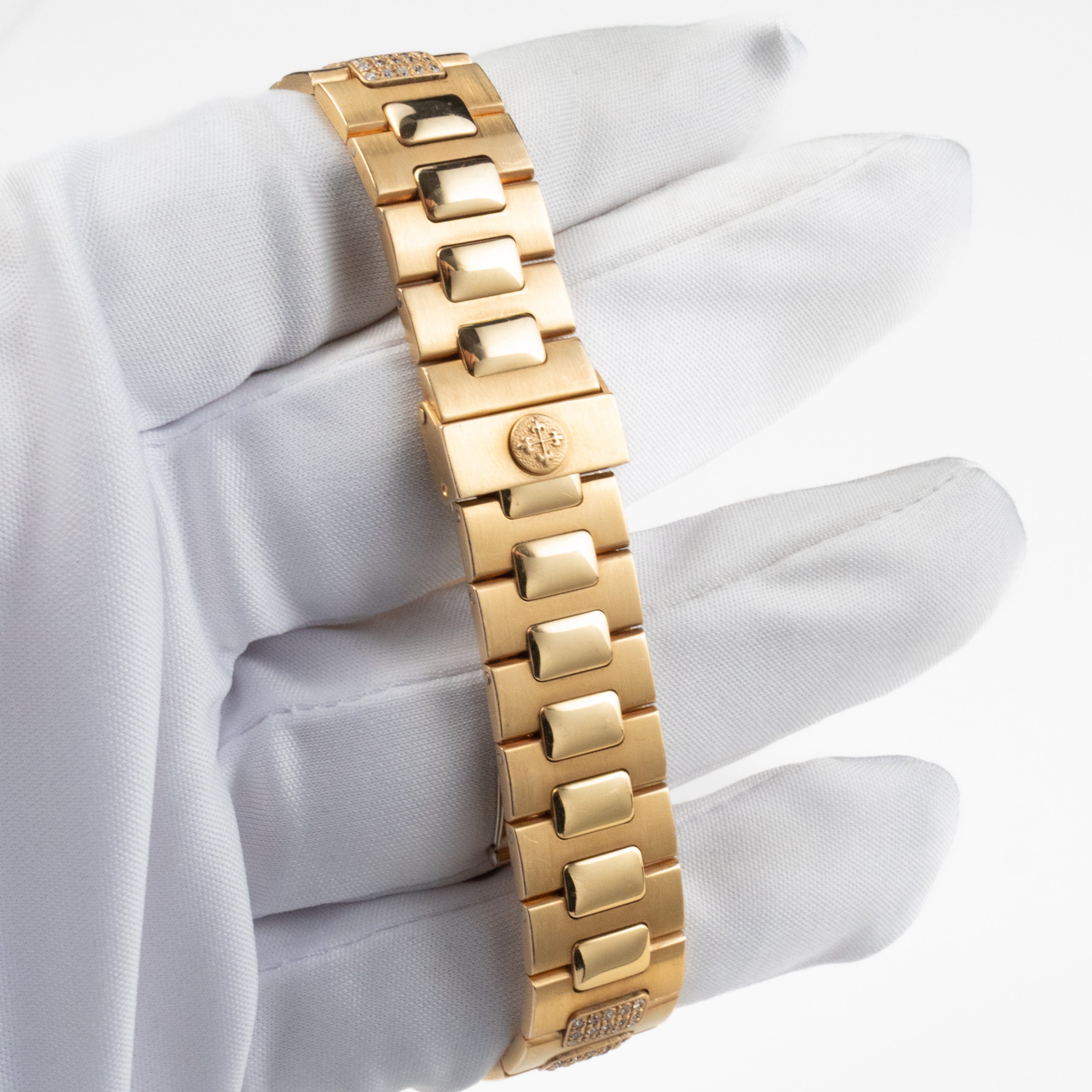 Patek Philippe Nautilus 3800/5 Yellow Gold Glided Gold Diamond Dial (1983)