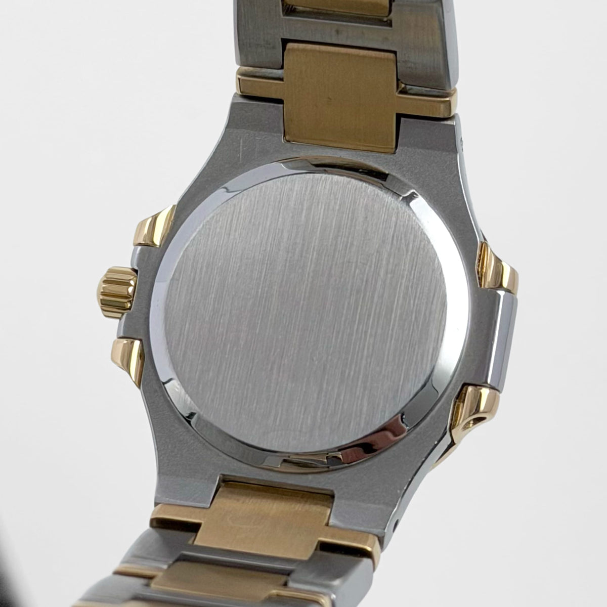 Patek Philippe Nautilus 4700/61 'Ladies' Stainless Steel Yellow Gold White Dial Quartz