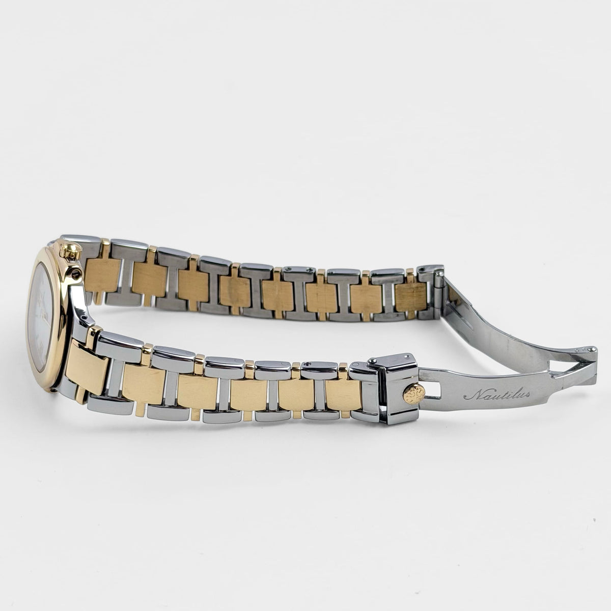 Patek Philippe Nautilus 4700/61 'Ladies' Stainless Steel Yellow Gold White Dial Quartz