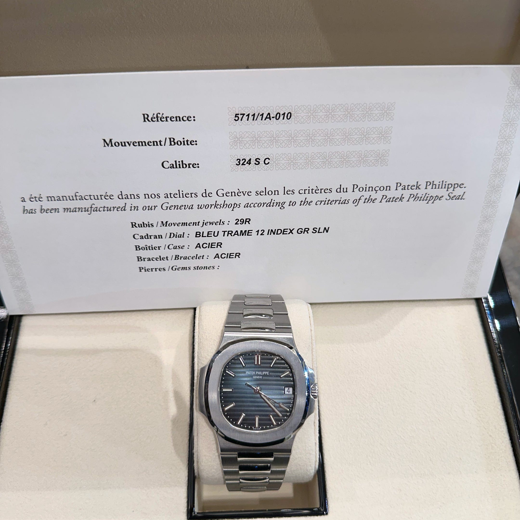 Patek Philippe Nautilus 5711/1A-010 Date Stainless Steel Blue Dial (2019)