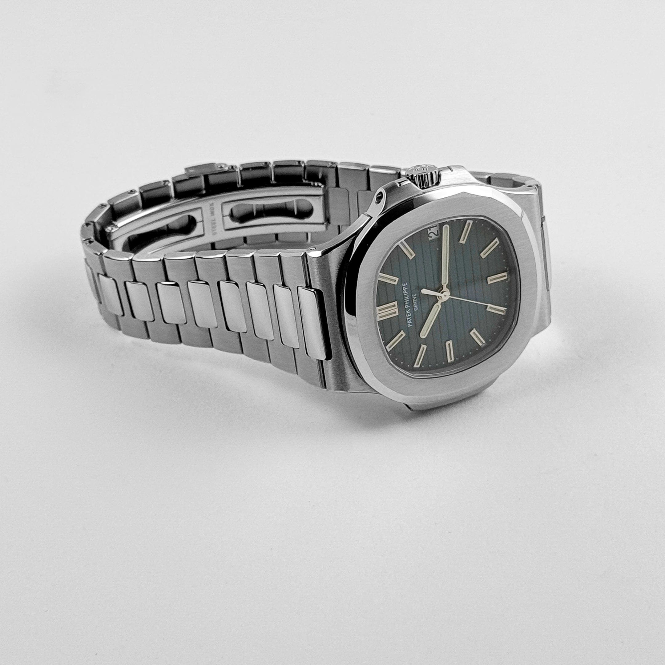 5711 1a Patek Philippe Price 2021 Patek Prices Dropping XELOR