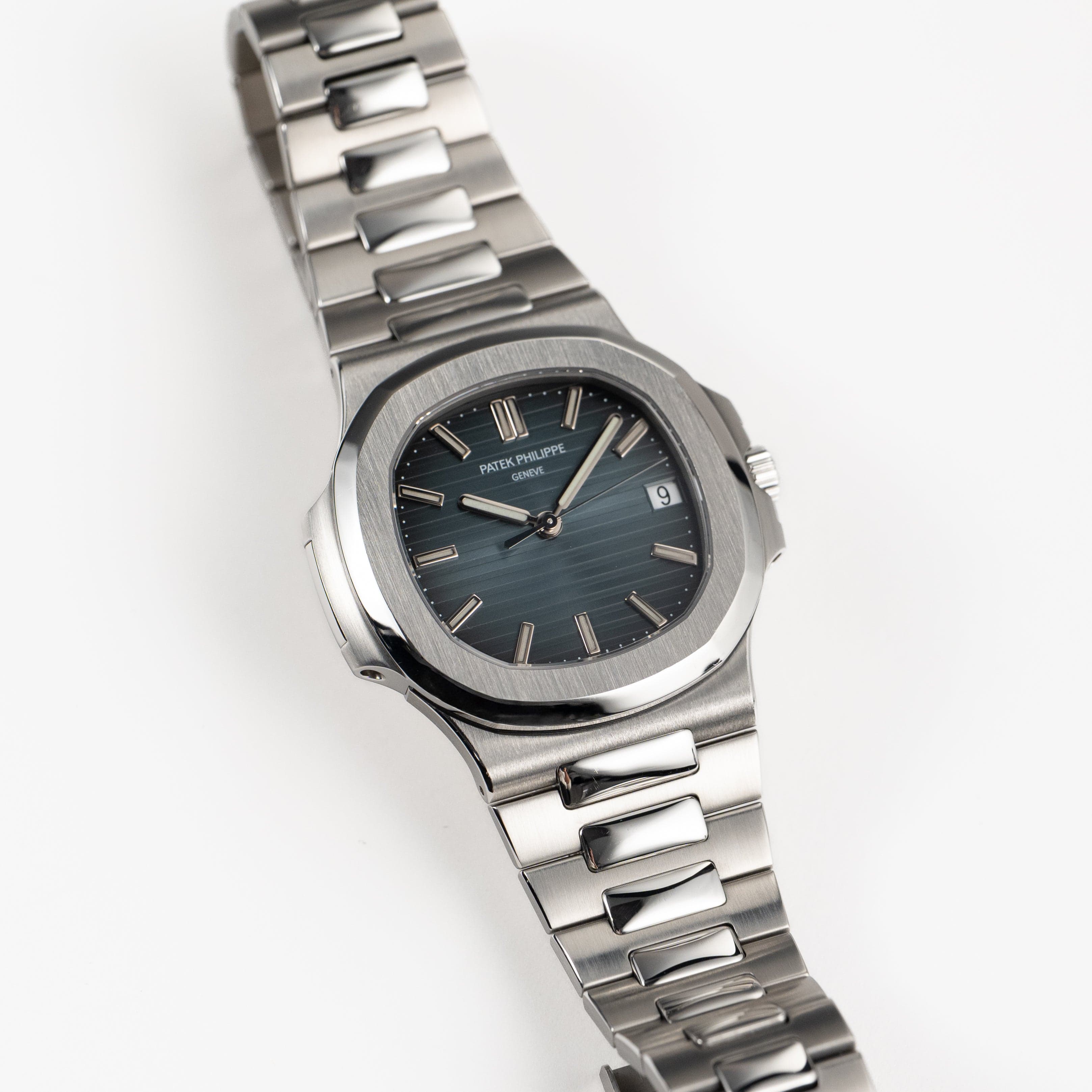 Patek Philippe Nautilus 5711/1A-010 Stainless Steel Blue Dial (2011)