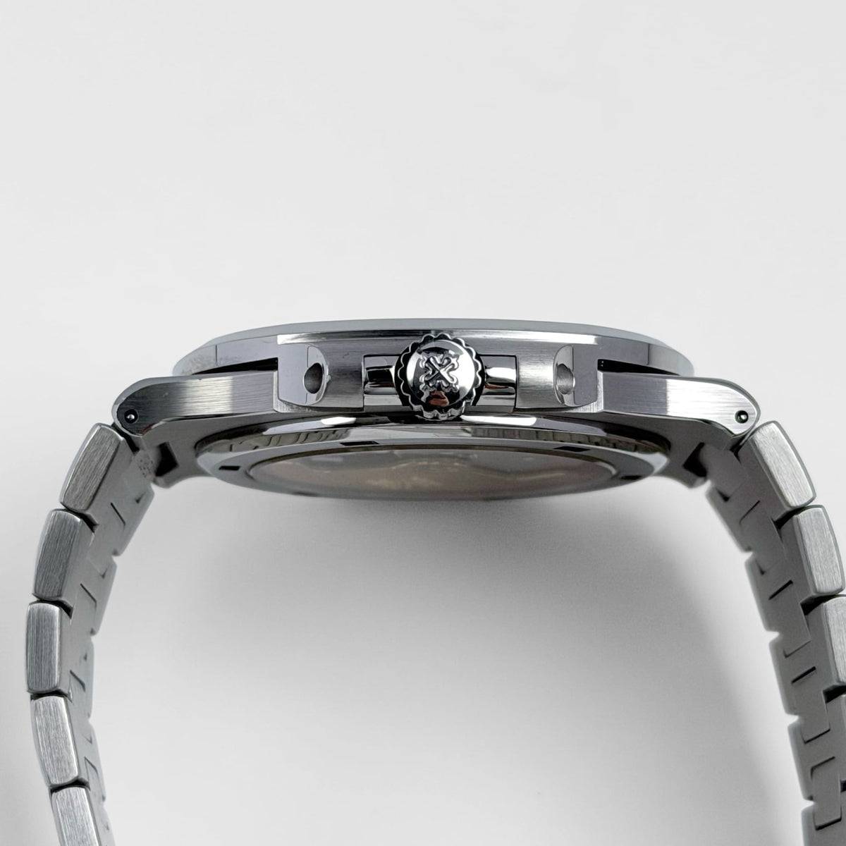 Patek Philippe Nautilus 5711/1A-010 Stainless Steel Blue Dial (2017)