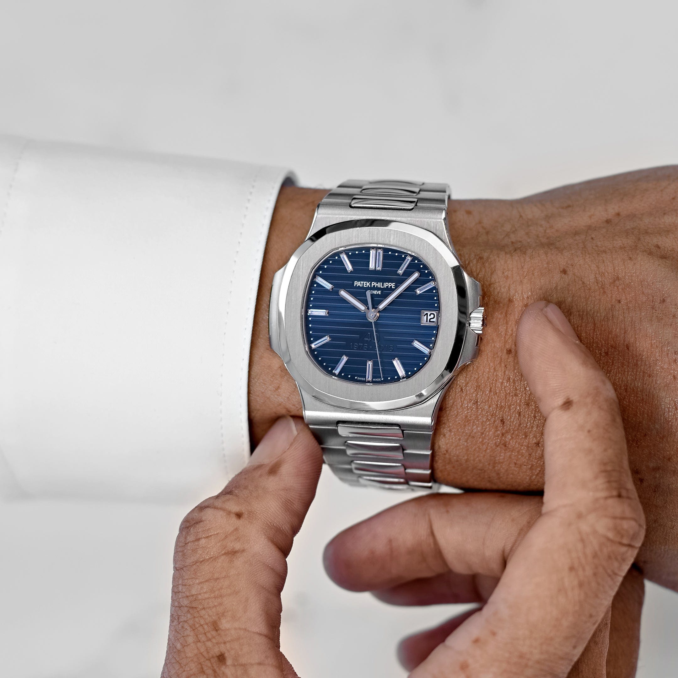 Patek Philippe Nautilus 5711/1P-001 40th Anniversary Platinum Blue Diamond Dial Limited Edition (2017)